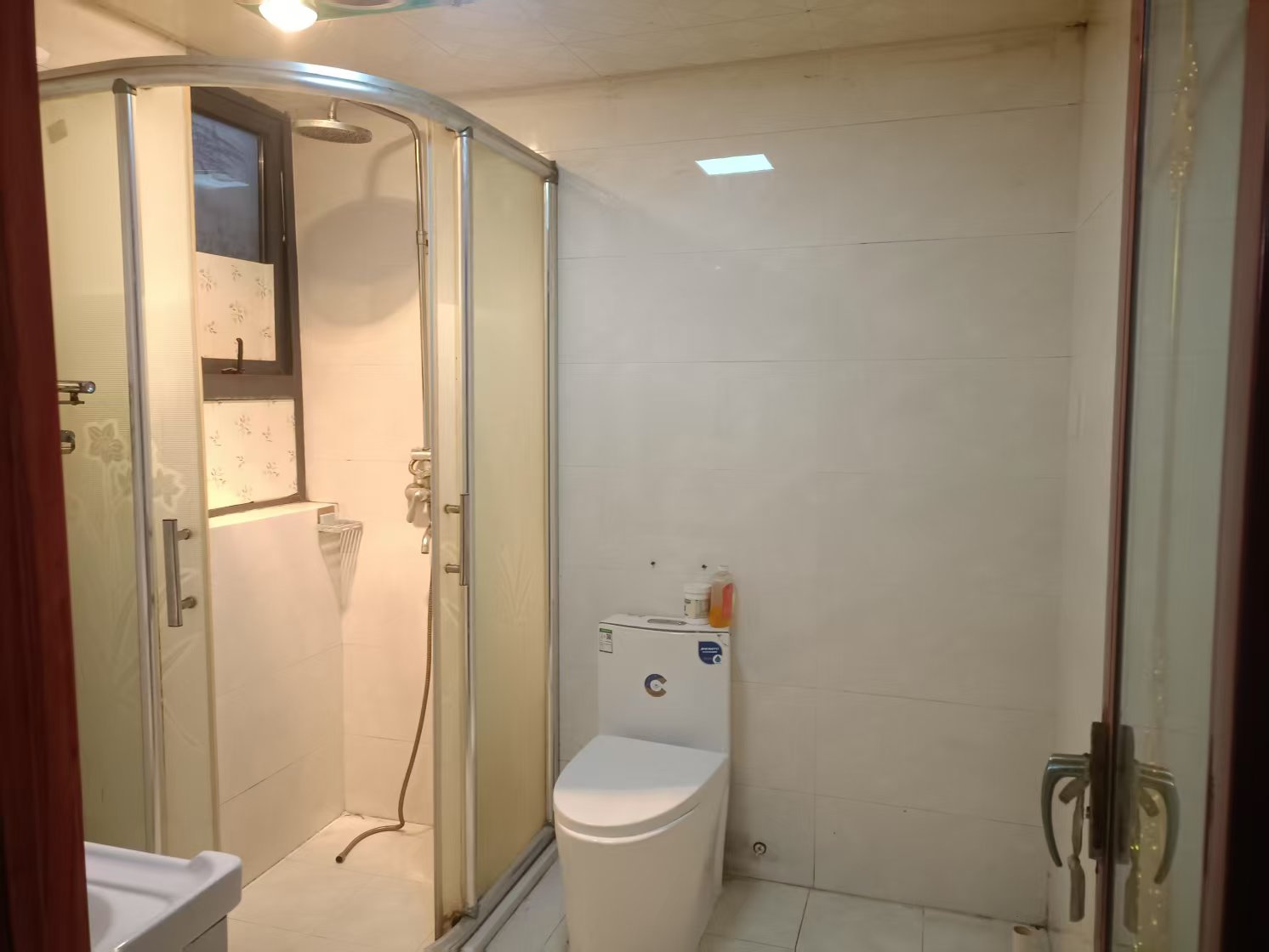 炜赋花苑 3室2厅1卫 91m&sup2;