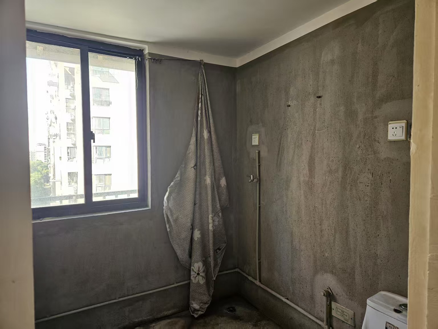 沙家圩花苑 3室2厅1卫 112m&sup2;