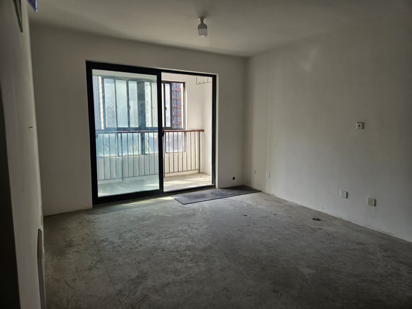 沙家圩花苑 3室2厅1卫 112m&sup2;
