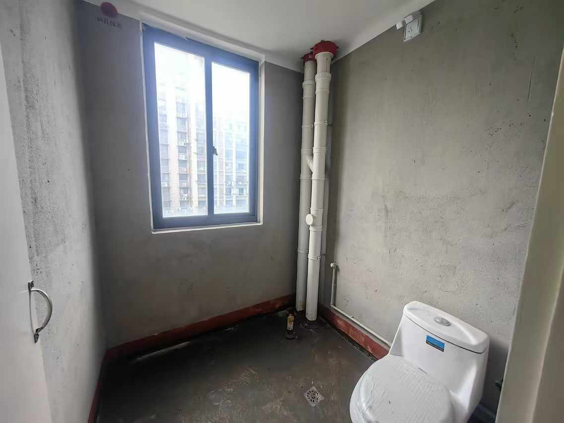 兴石花园 3室1厅1卫 105.16m&sup2;