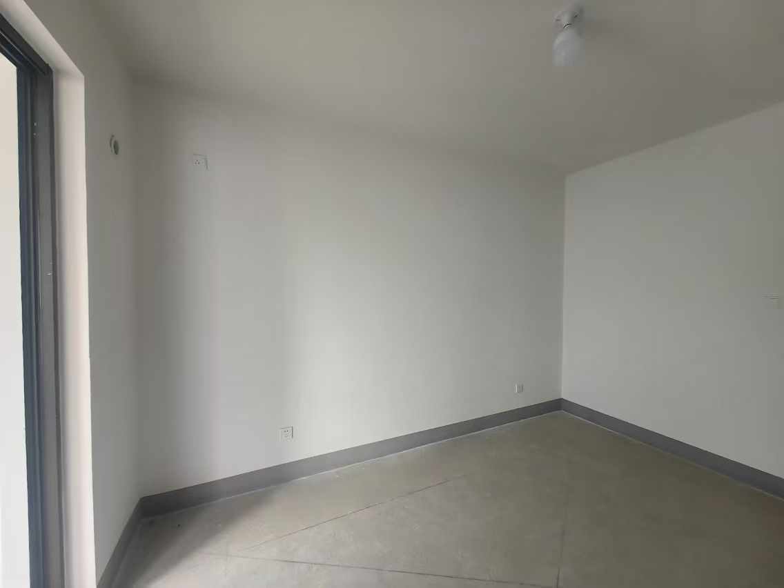 兴石花园 3室1厅1卫 105.16m&sup2;