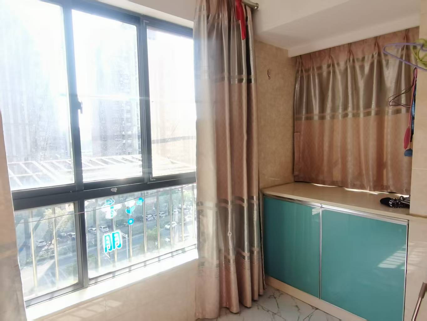 炜赋花苑 2室2厅1卫 78m&sup2;