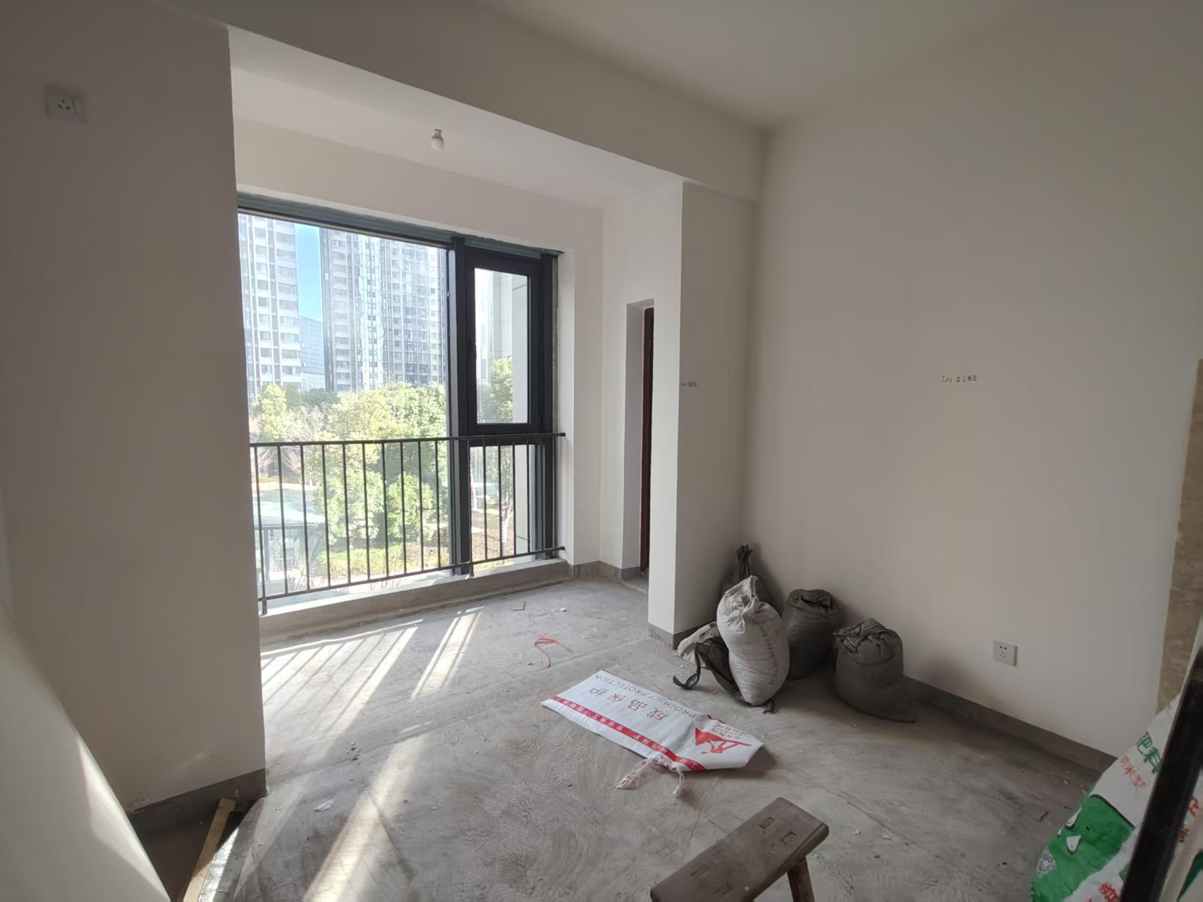 南山湖一号 5室2厅3卫 227.00m²