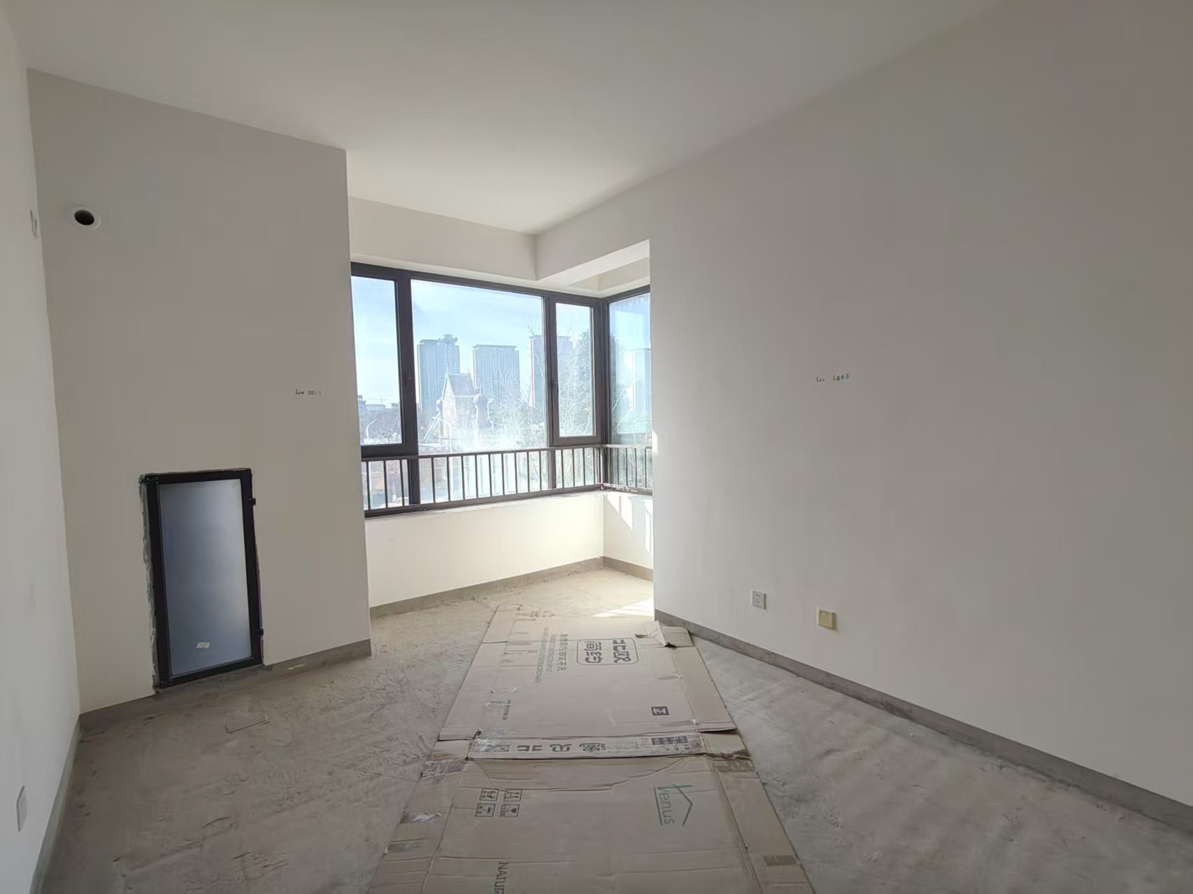 南山湖一号 5室2厅3卫 227.00m²