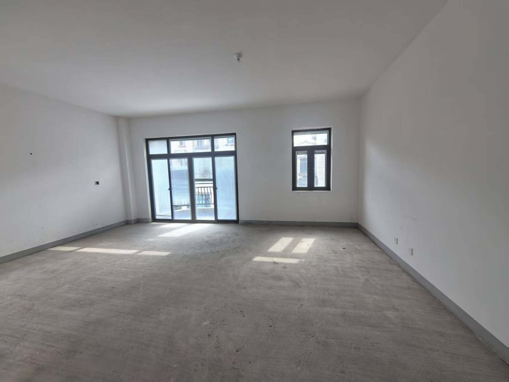 碧桂园天玺湾南区 3室2厅2卫 355m²
