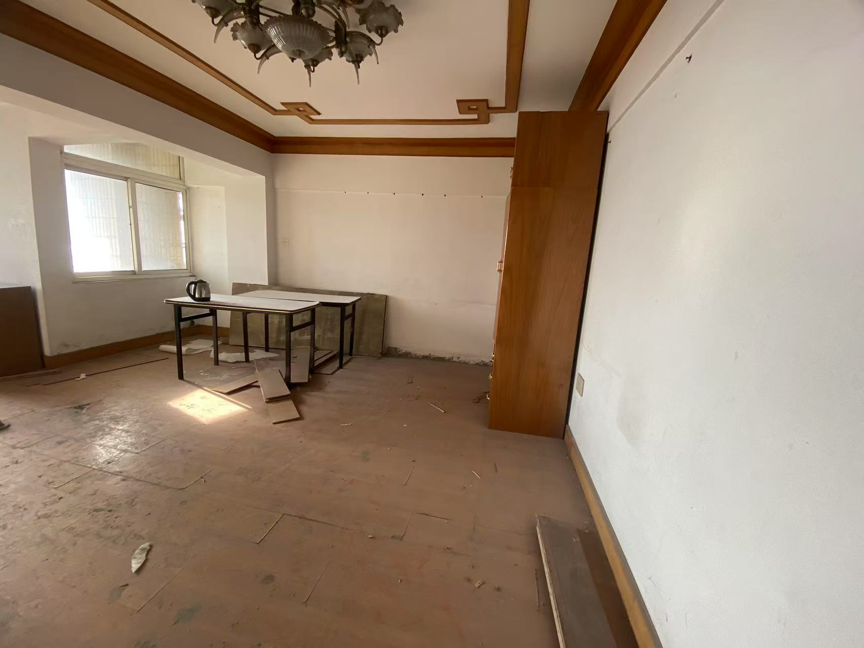 中南大厦 2室1厅1卫 73.15m²