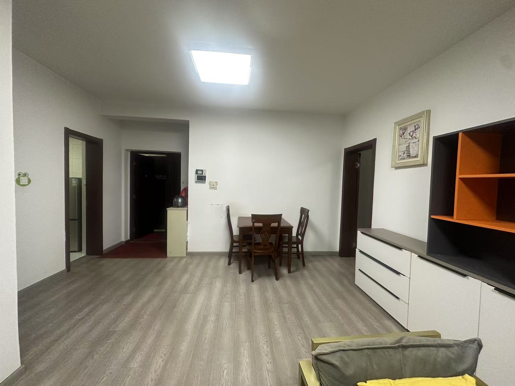 恒盛豪庭 2室1厅1卫 95m&sup2;