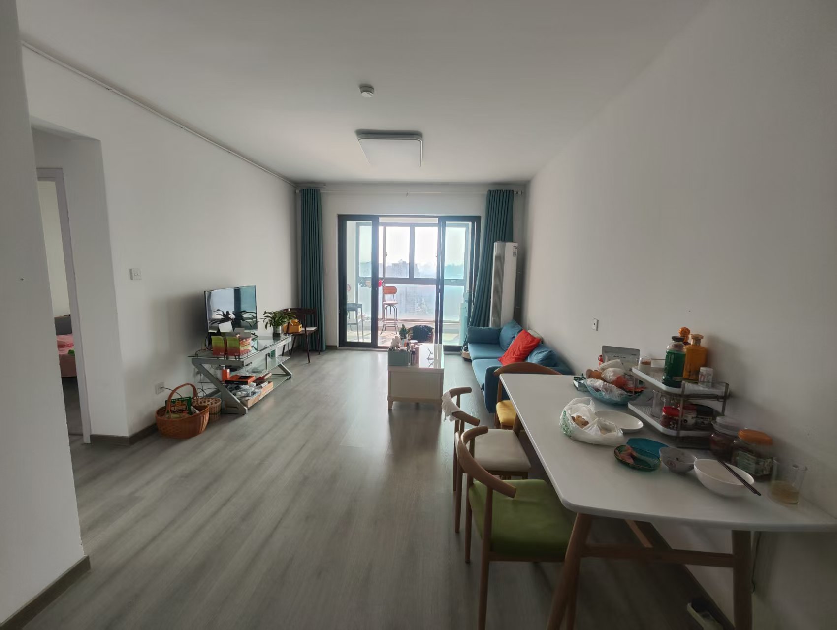 华强城四期 3室2厅1卫 106m²