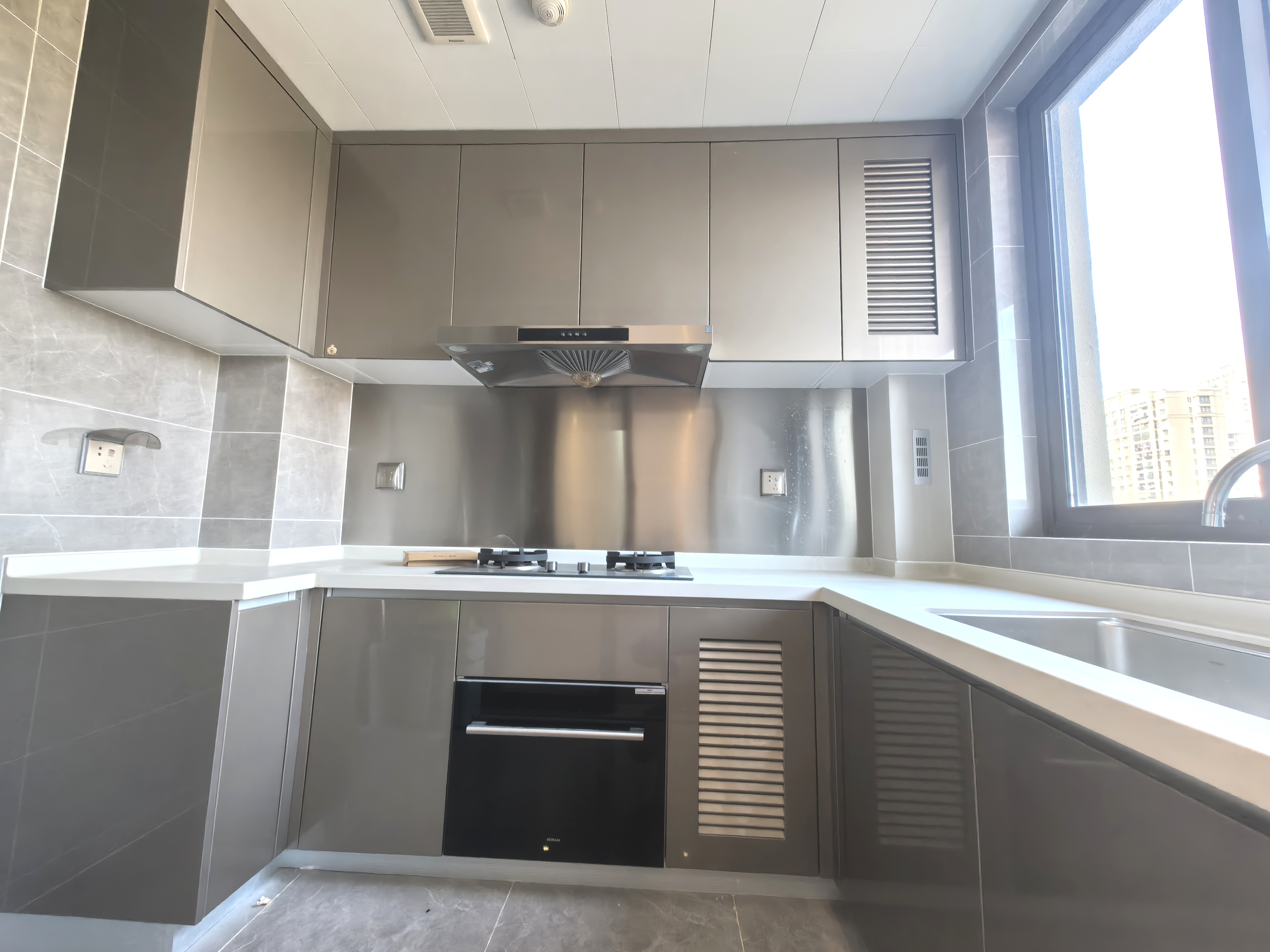 圆融玺悦 4室2厅2卫 142m²