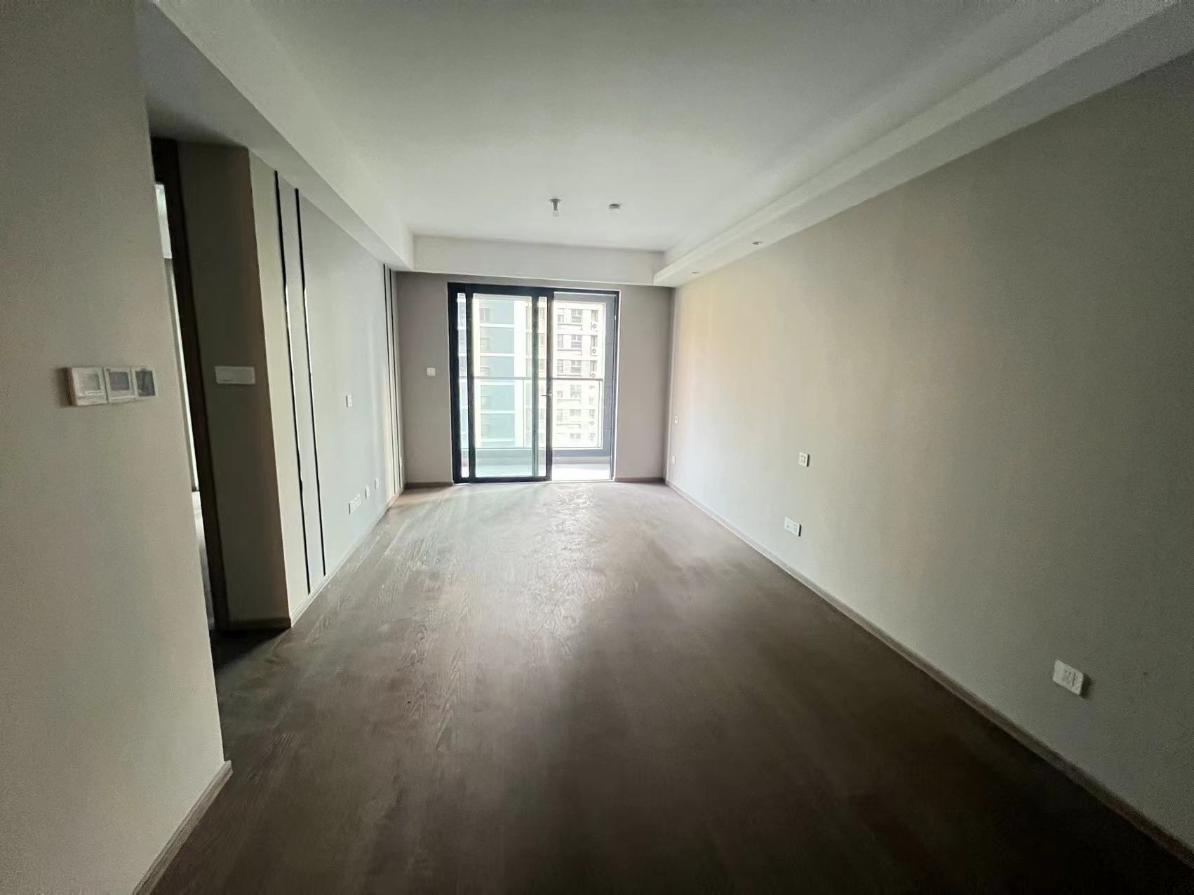 融创时代中心 3室2厅1卫 98m²