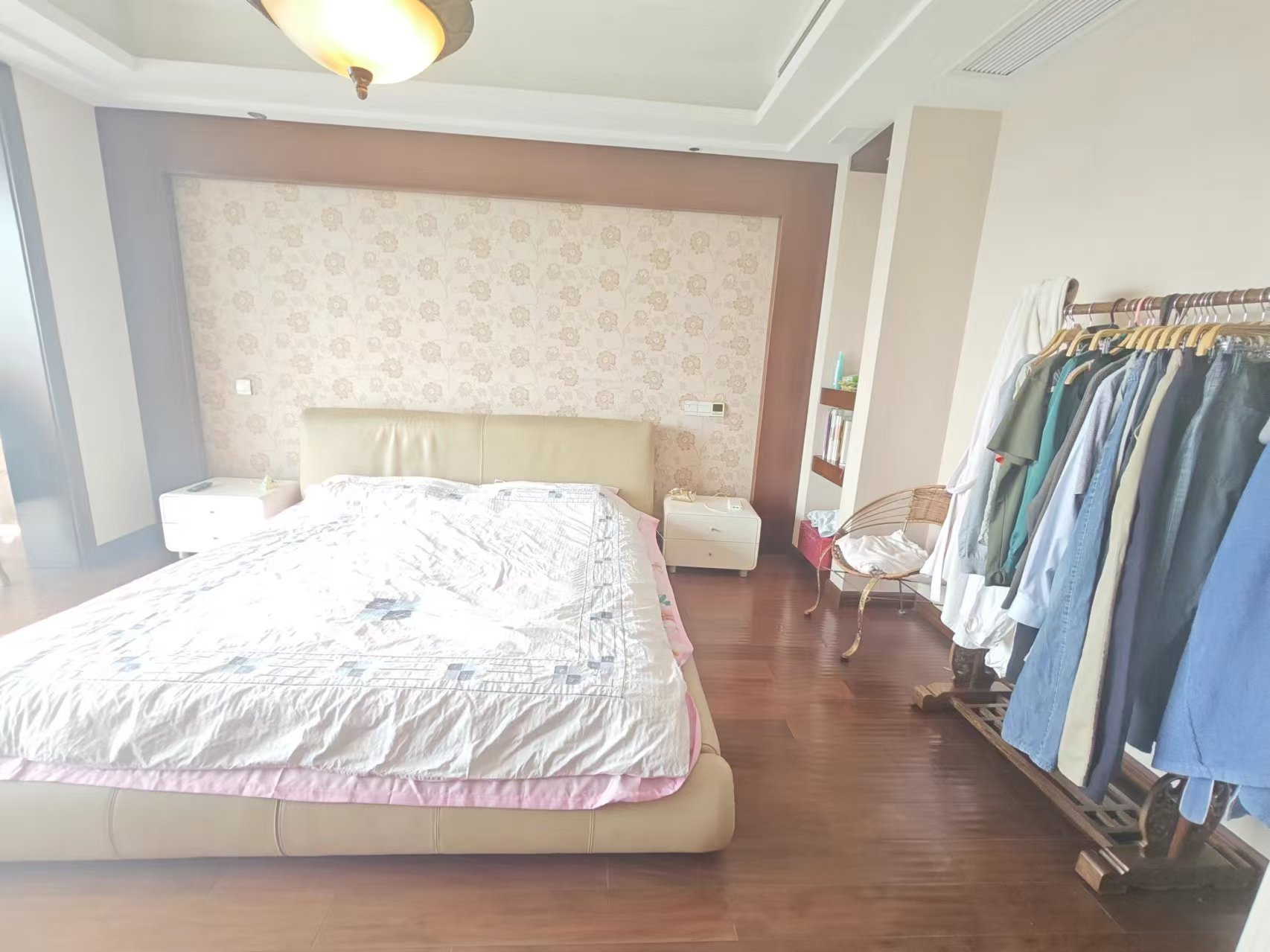 七星花园 4室2厅2卫 187m&sup2;