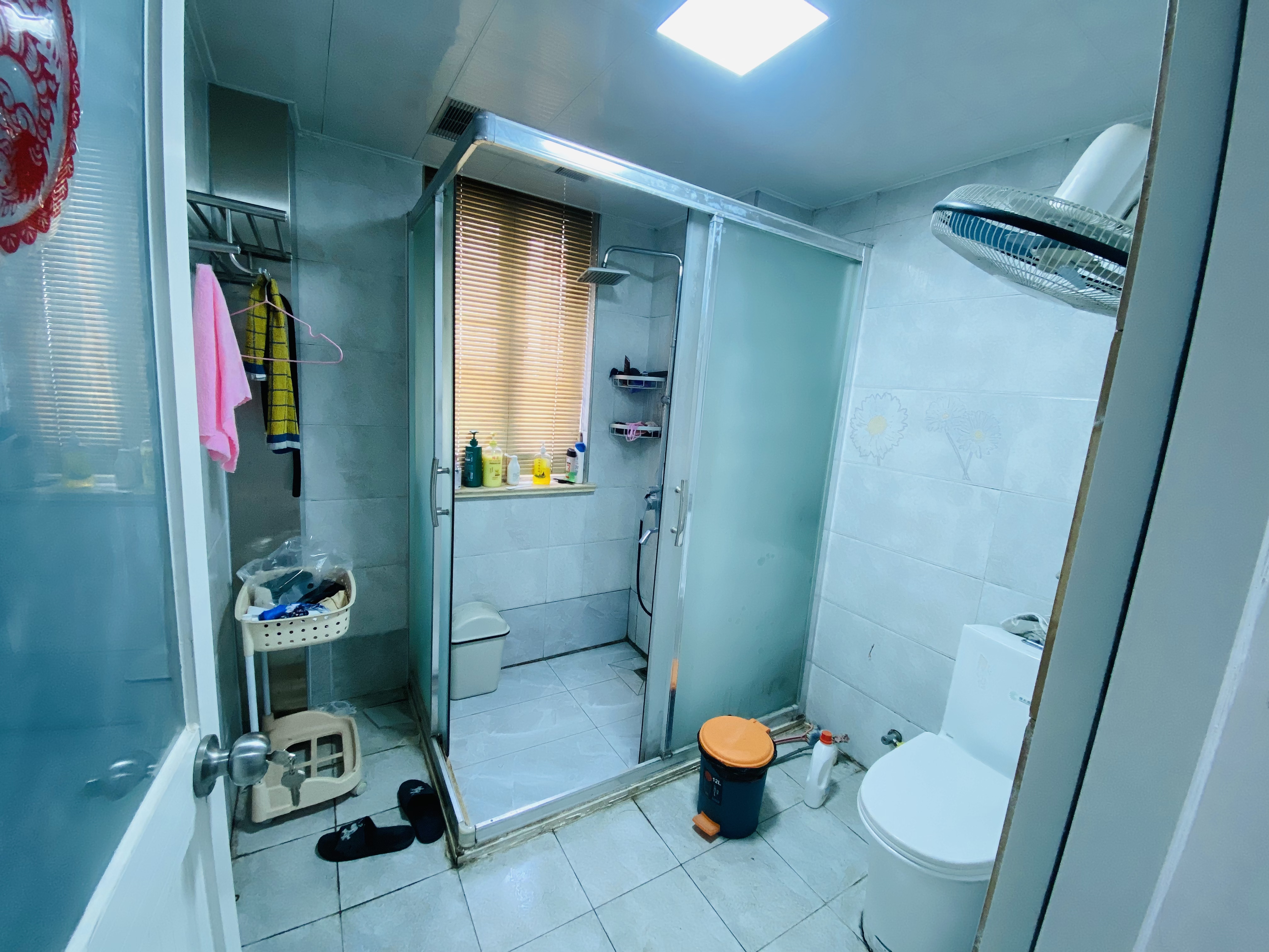 光明东村一期 4室2厅2卫 152.96m&sup2;
