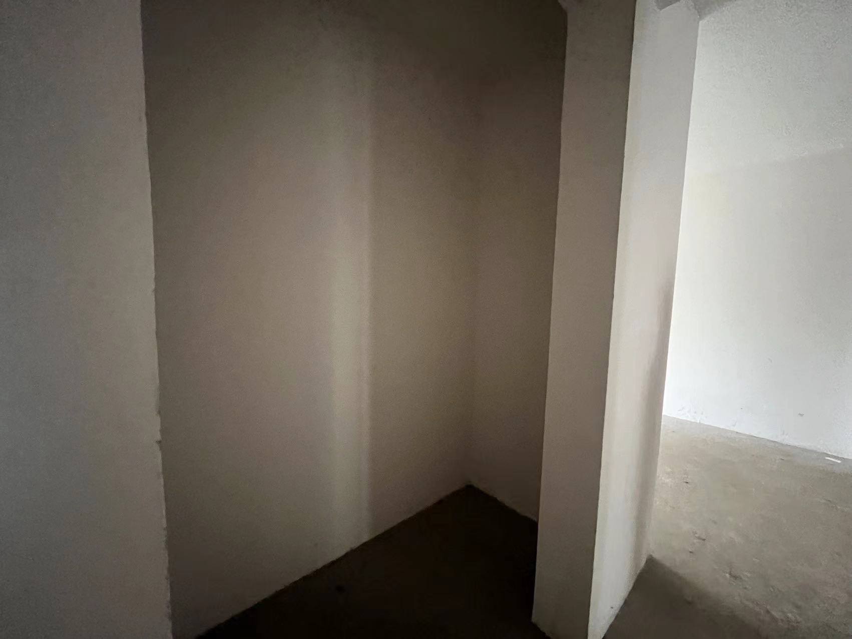 城市嘉苑 3室2厅2卫 135.41m&sup2;