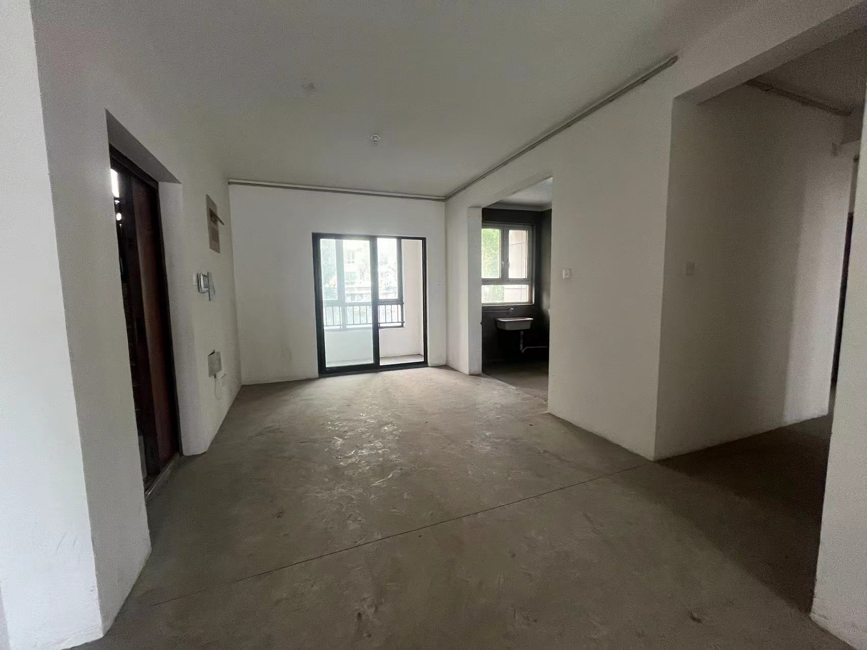城市嘉苑 3室2厅2卫 135.41m&sup2;