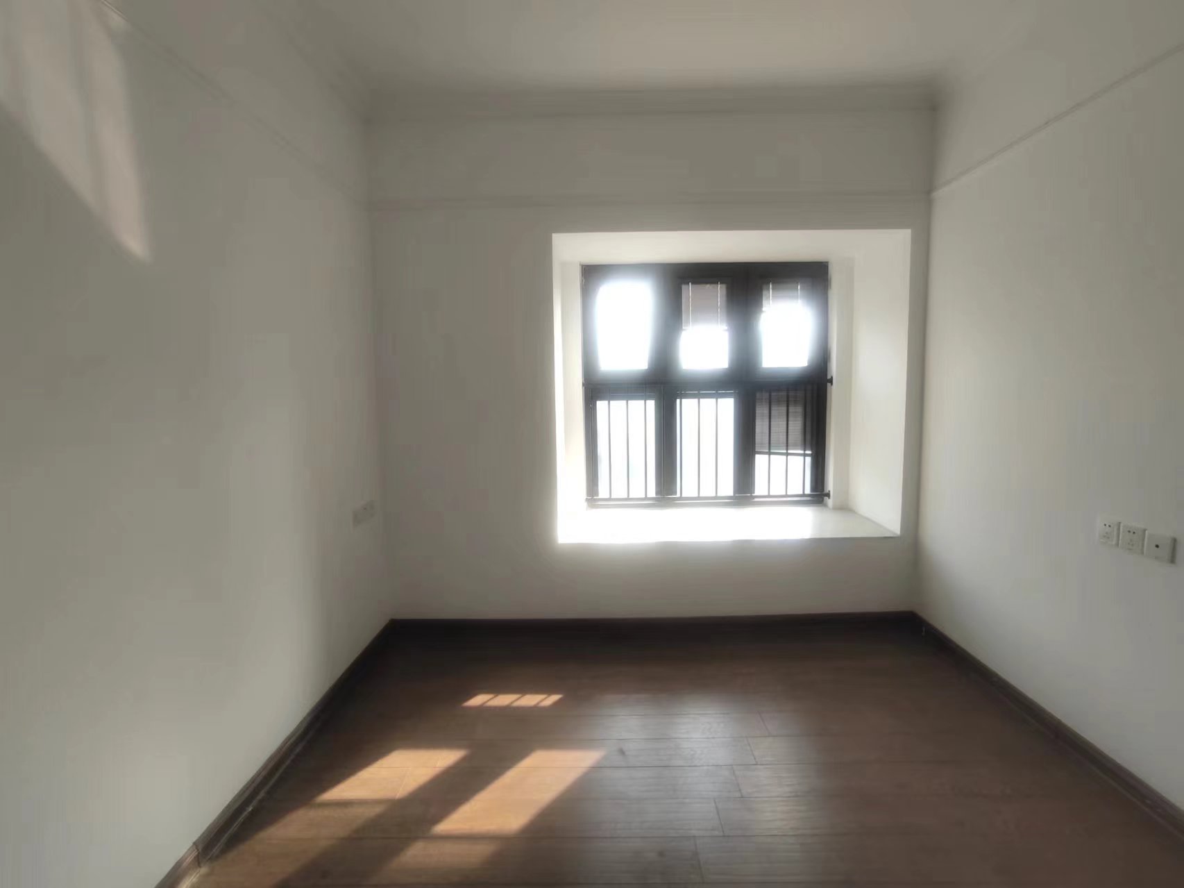 碧桂园时代悦城 4室2厅3卫 192.00m²