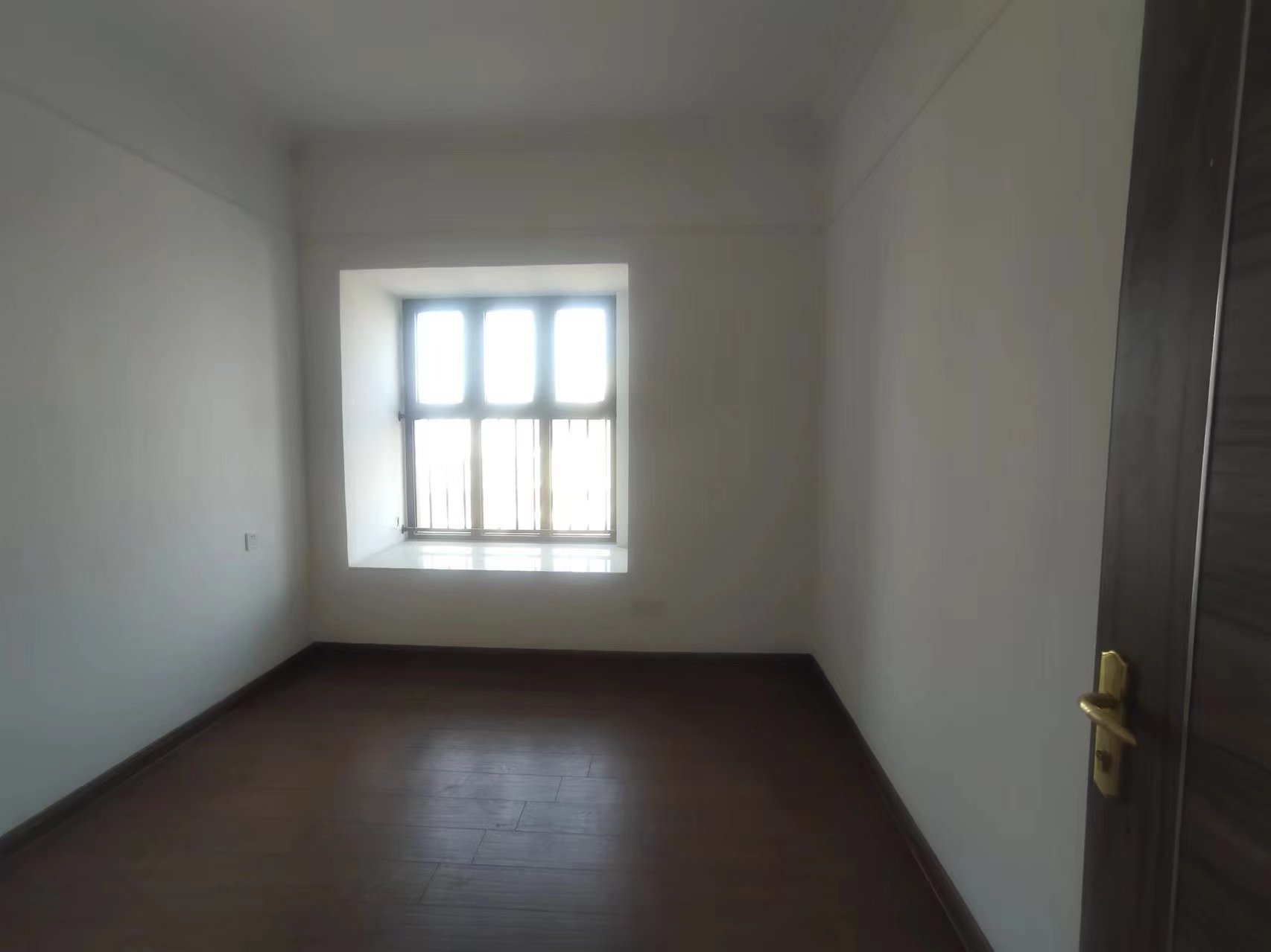 碧桂园时代悦城 4室2厅3卫 192.00m²