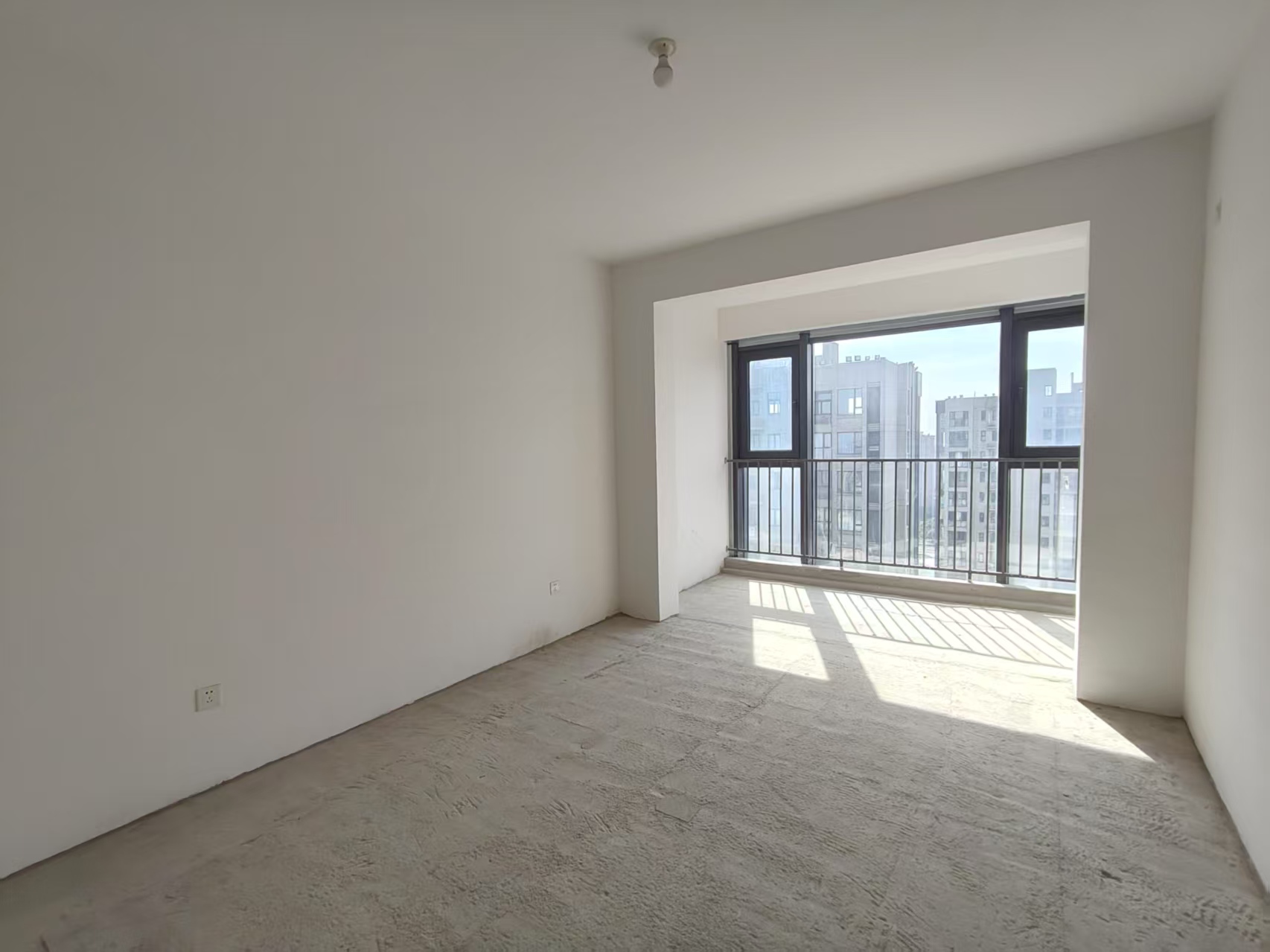 南山湖一号 3室2厅1卫 116m&sup2;
