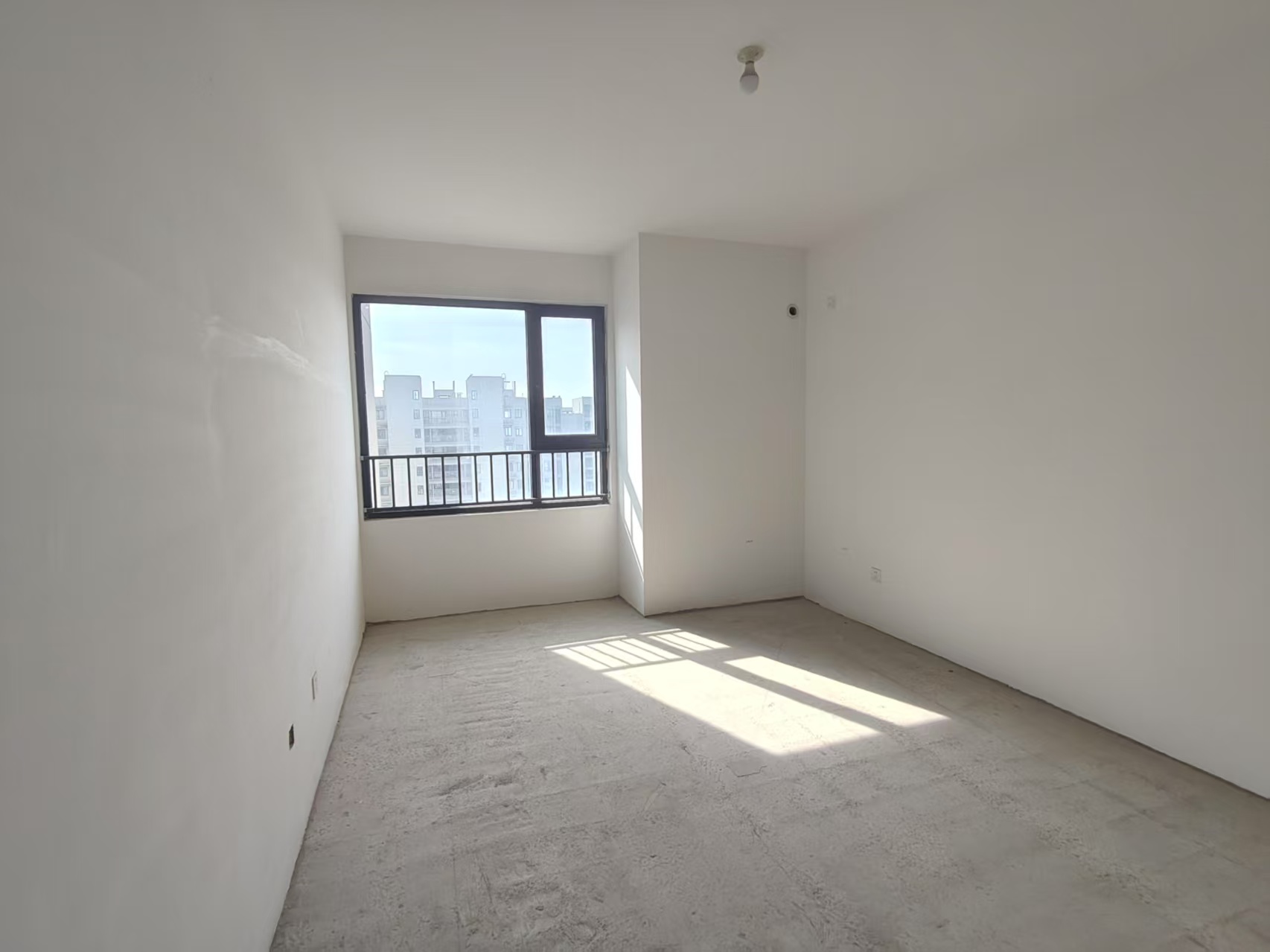 南山湖一号 3室2厅1卫 116m&sup2;