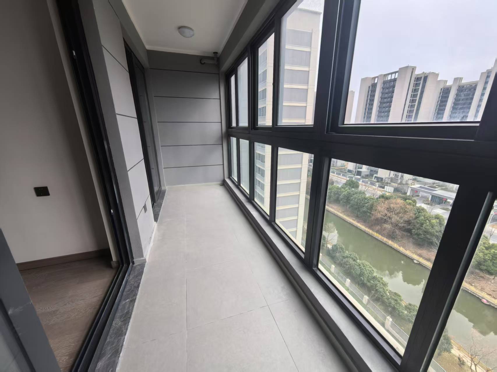 万科未来之光 3室2厅2卫 123m&sup2;