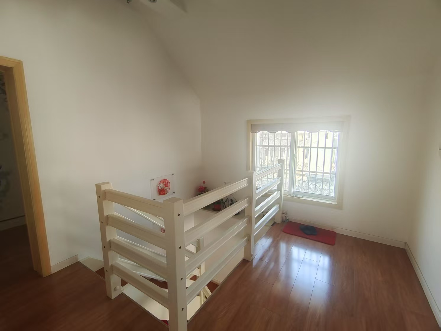 天勤家园 4室2厅2卫 140m²