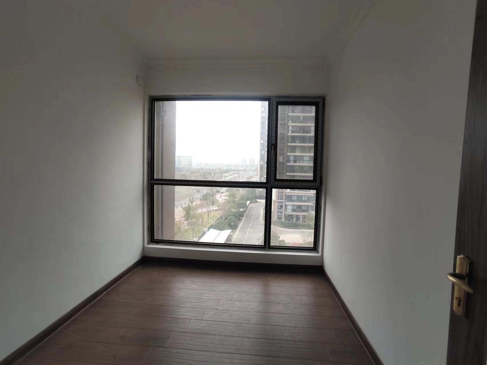 碧桂园时代悦城 4室2厅2卫 142m&sup2;