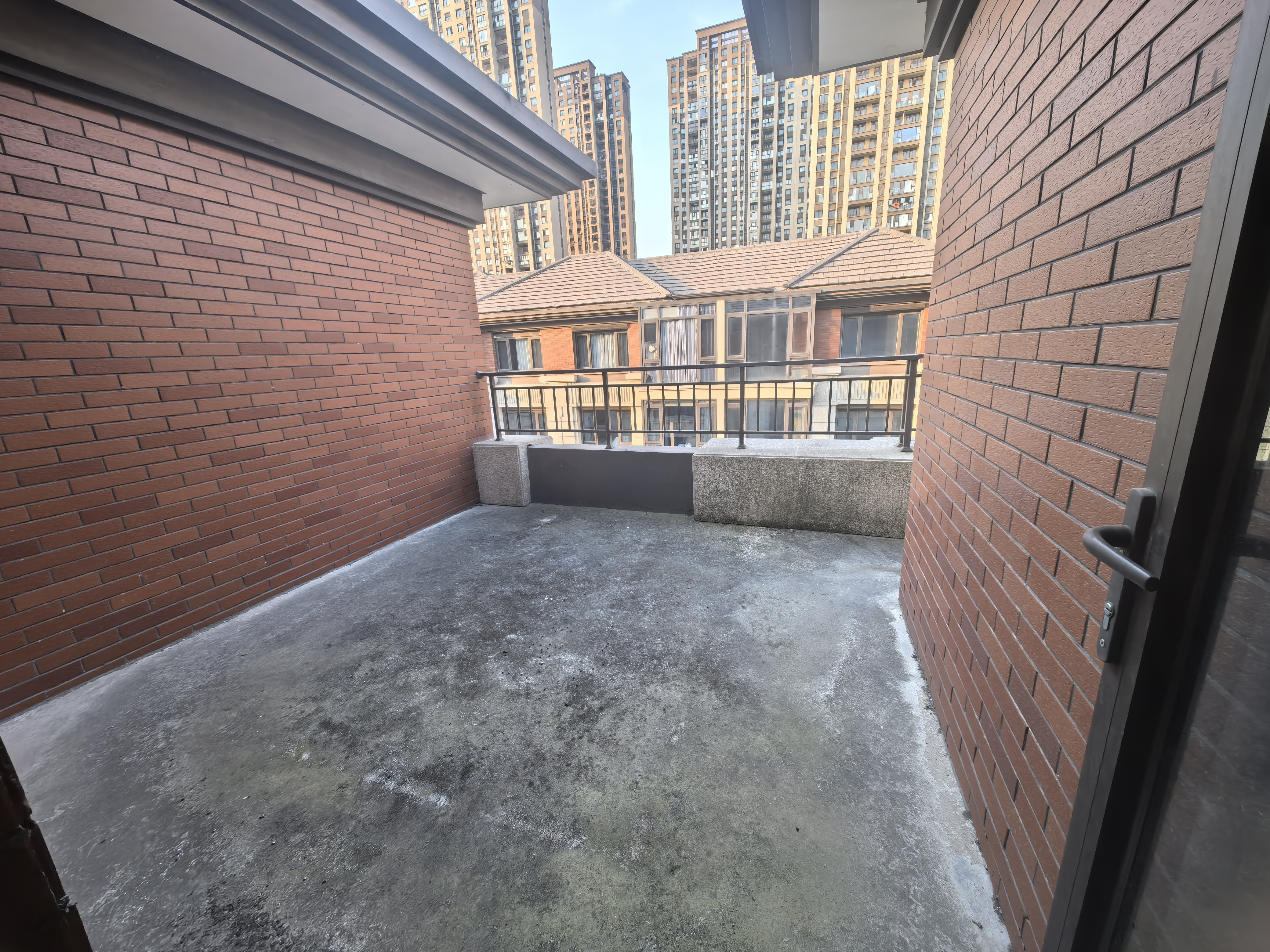 景瑞御府 4室2厅3卫 183.53m&sup2;