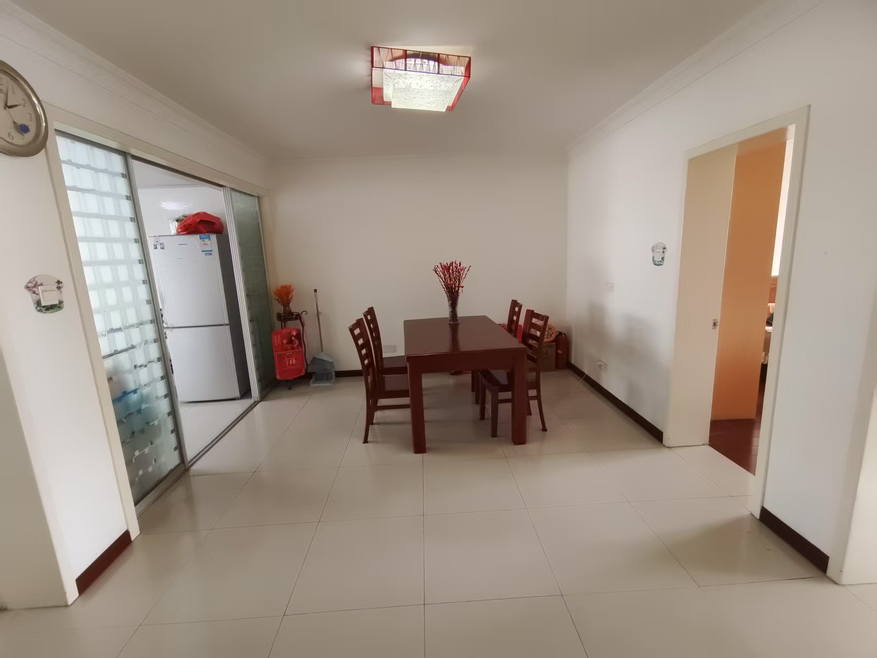 金辉花园 4室2厅2卫 137m&sup2;