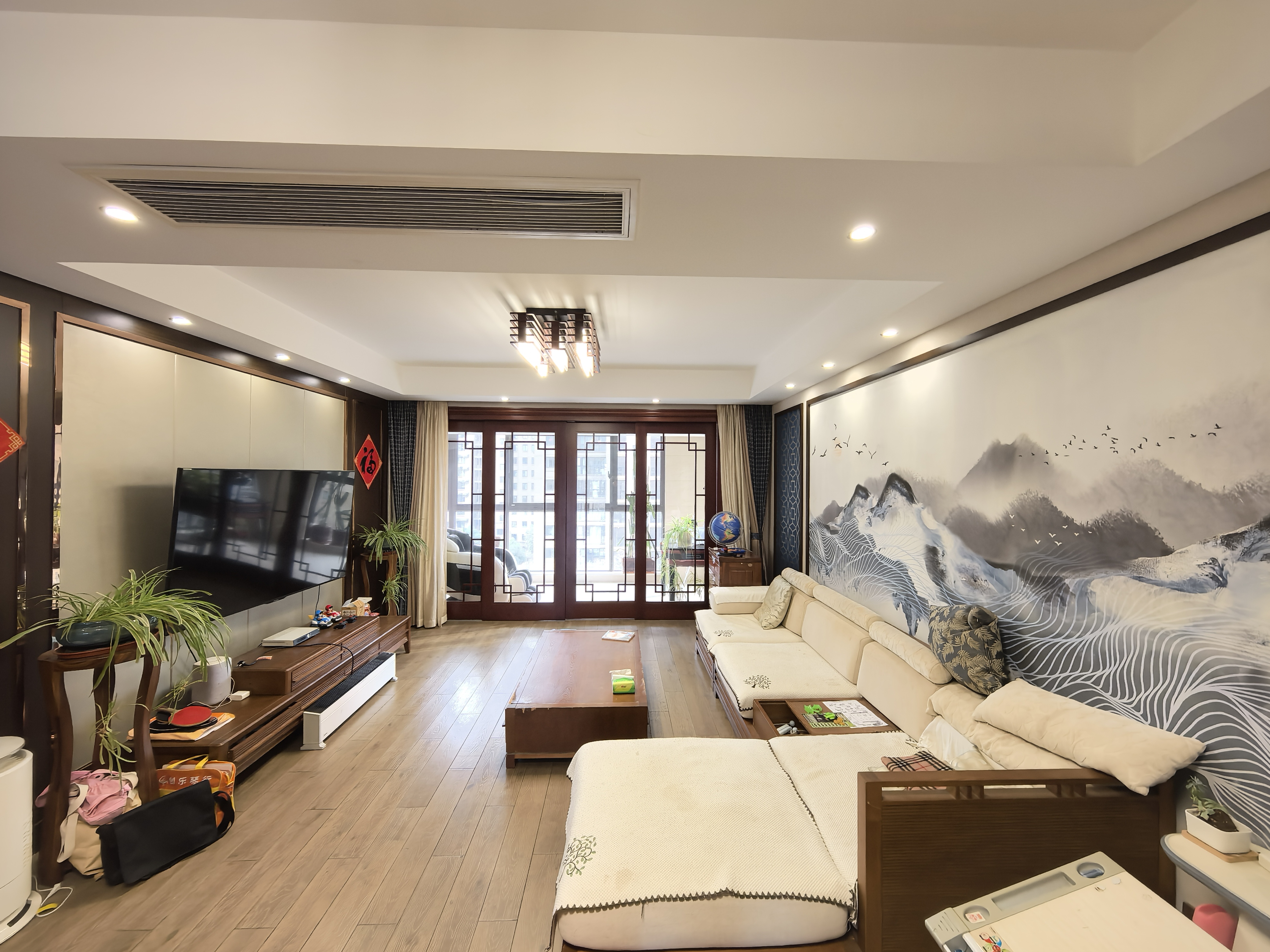 万濠世家 4室2厅2卫 180m²