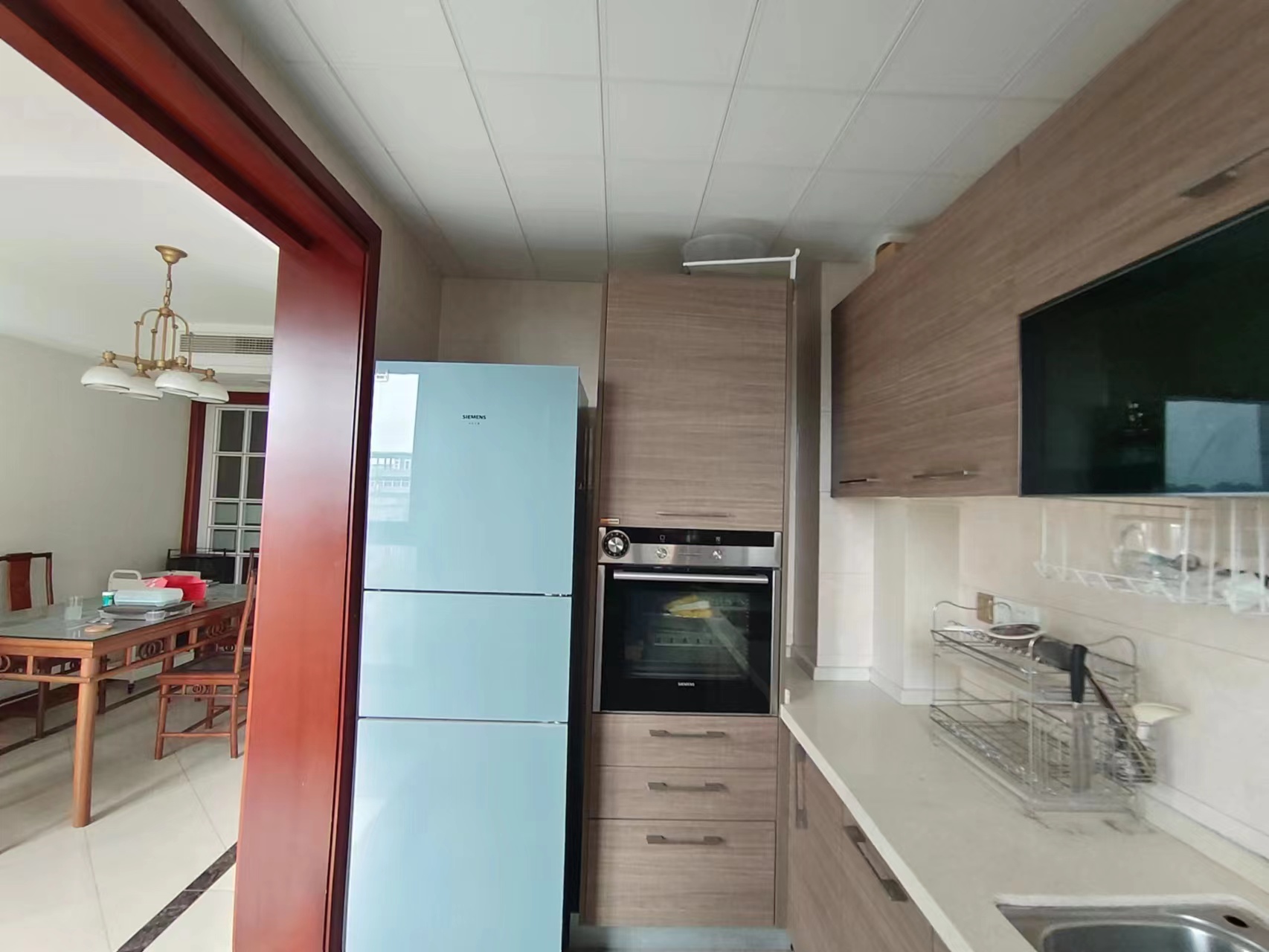 中港城皇家公寓 3室2厅1卫 130.00m&sup2;