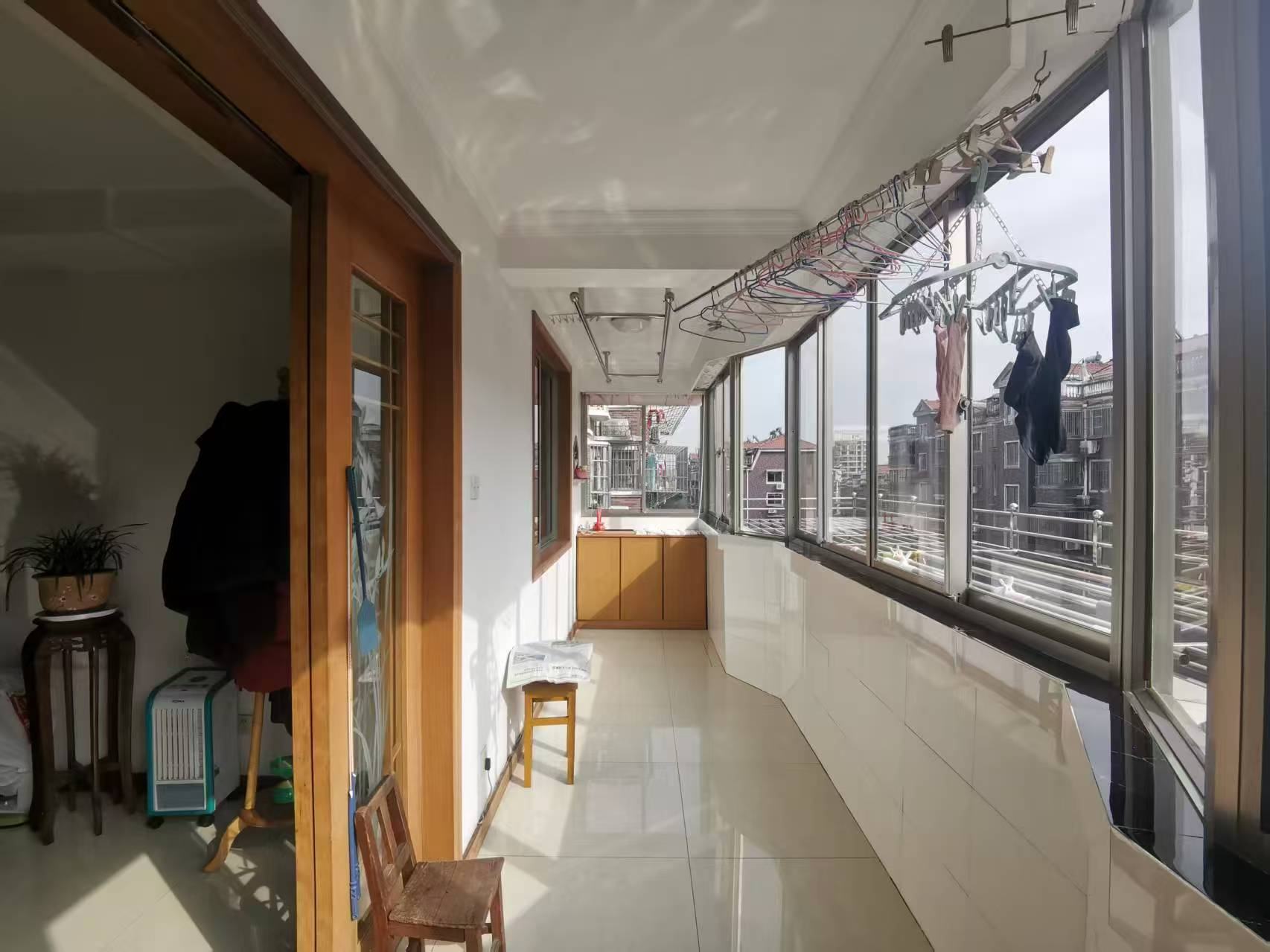 前景花苑 3室2厅1卫 140m&sup2;