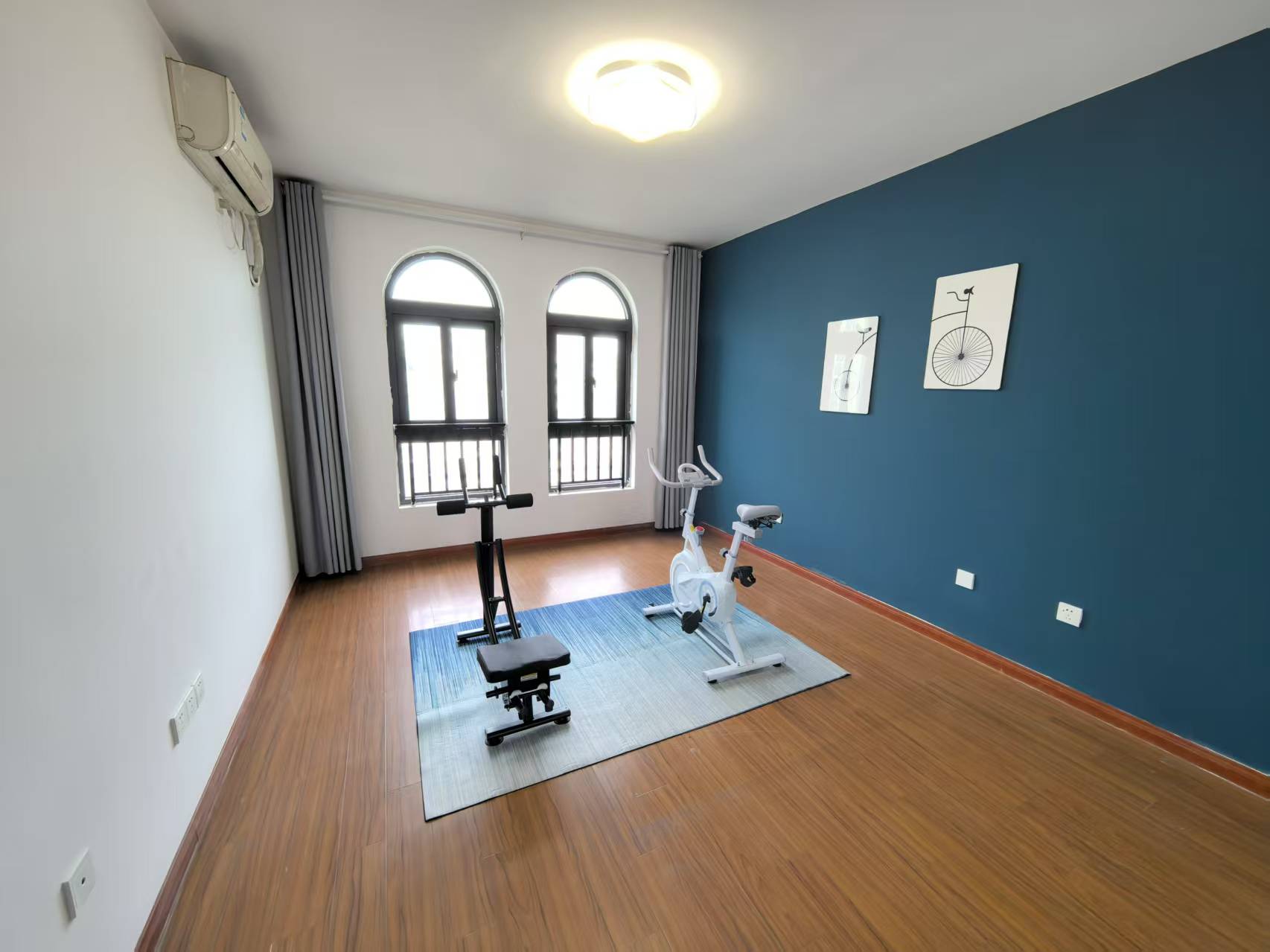 高迪晶城 3室2厅1卫 157.97m&sup2;