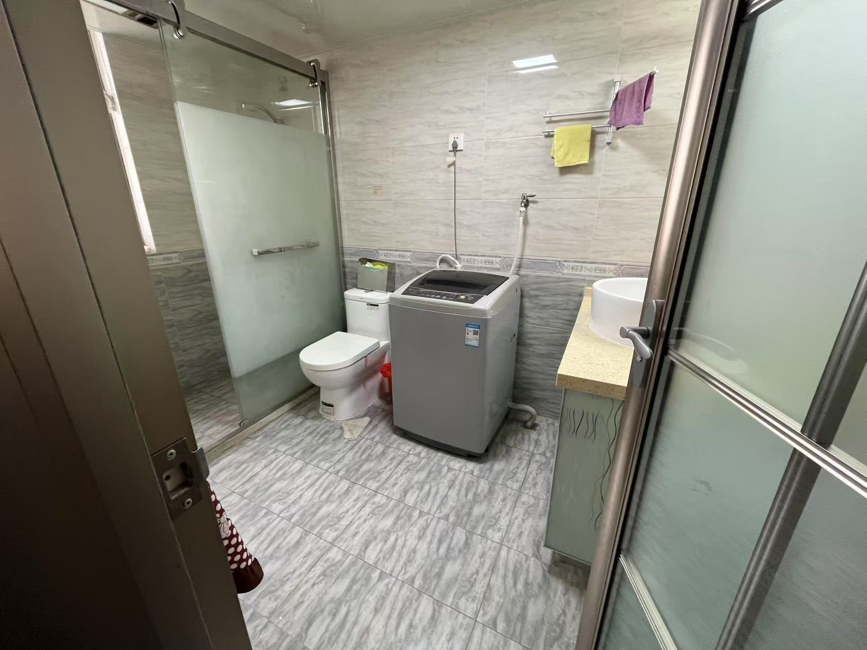 富丽花园 3室2厅2卫 130.67m&sup2;