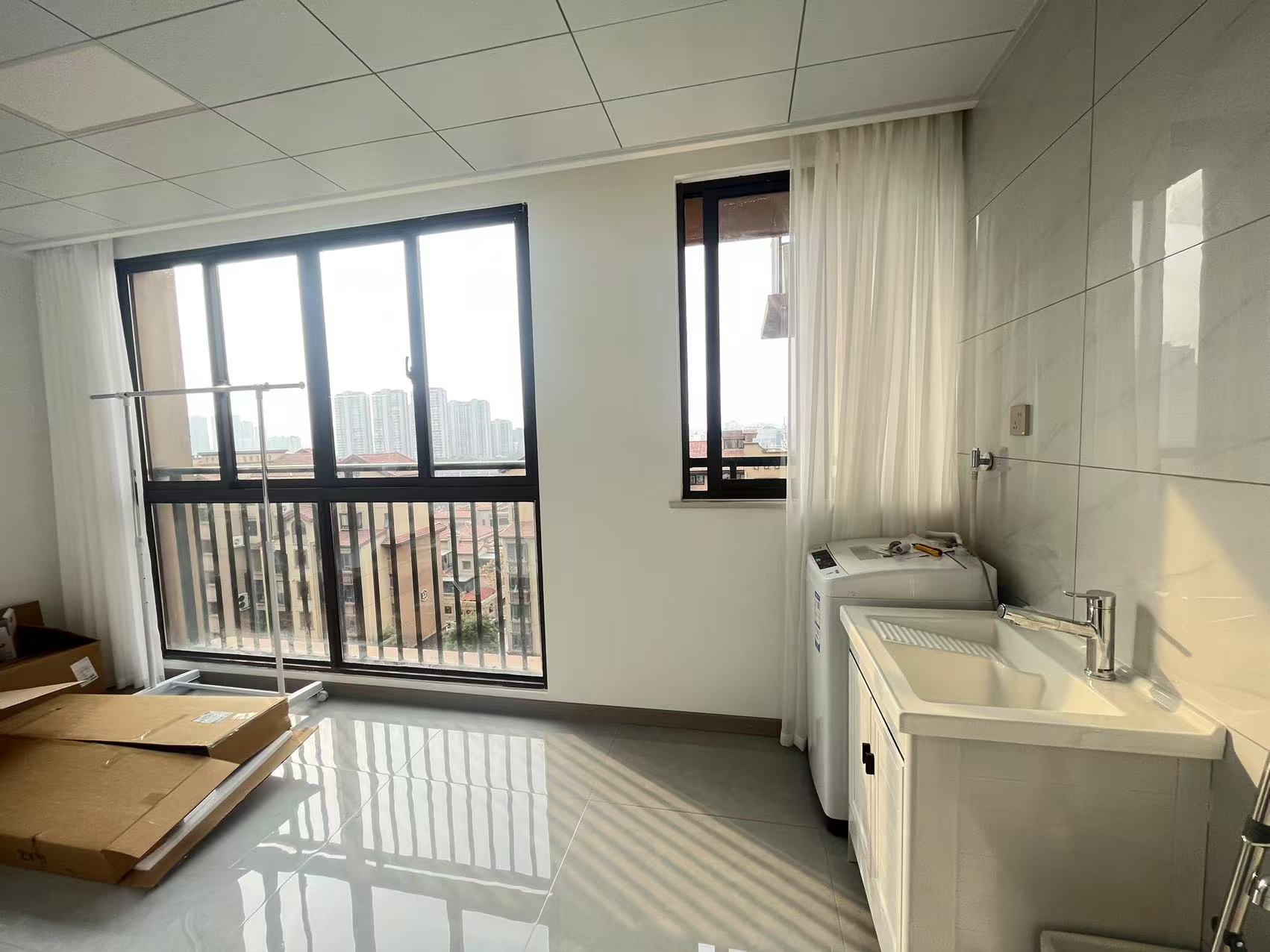 华强城四期 5室1厅3卫 158.00m&sup2;