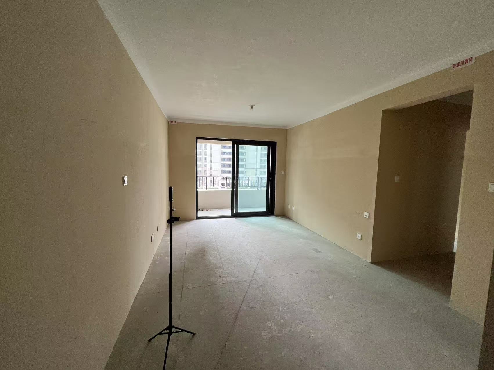 绿地江海图 3室2厅2卫 97.44m²