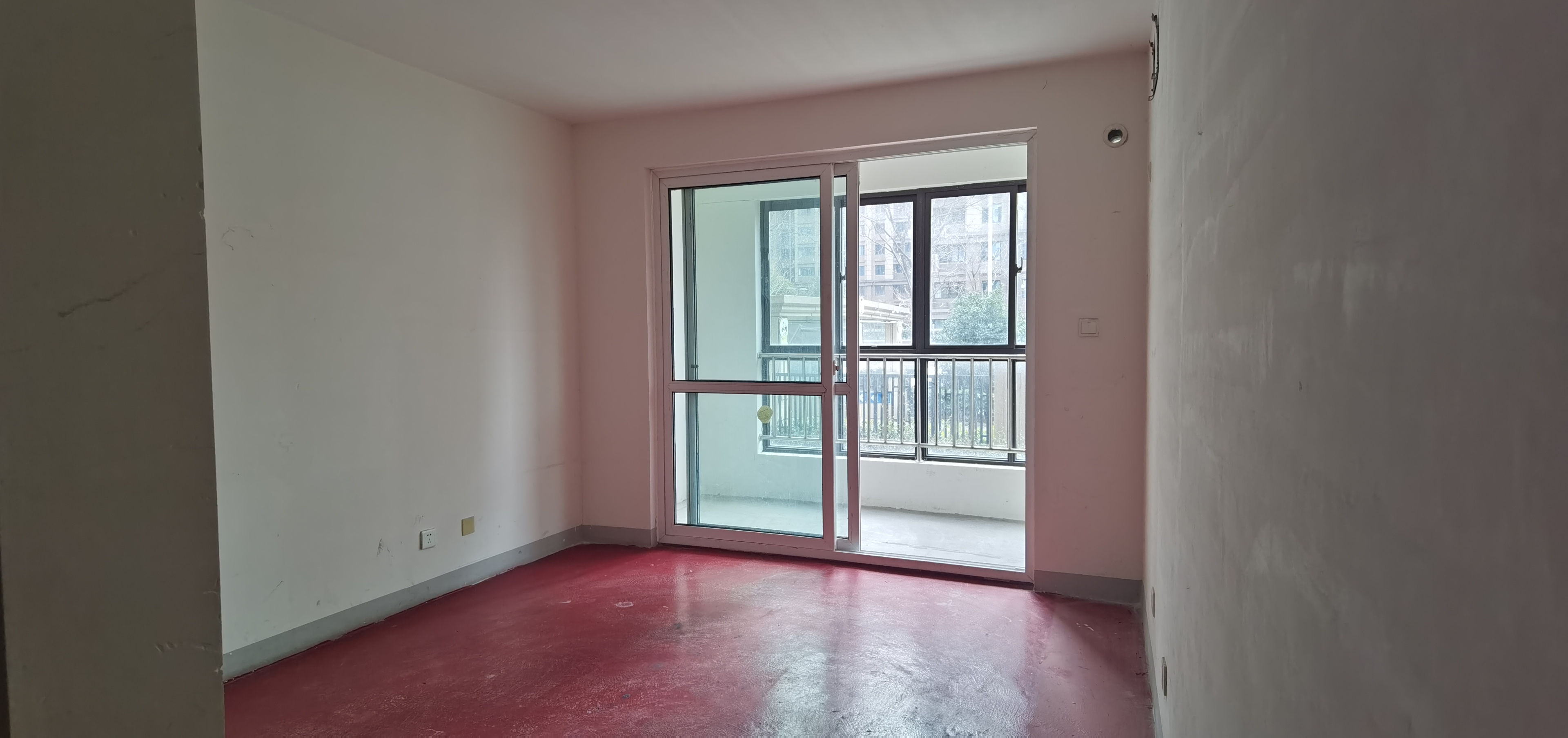 临江家园 3室2厅2卫 126.6m&sup2;