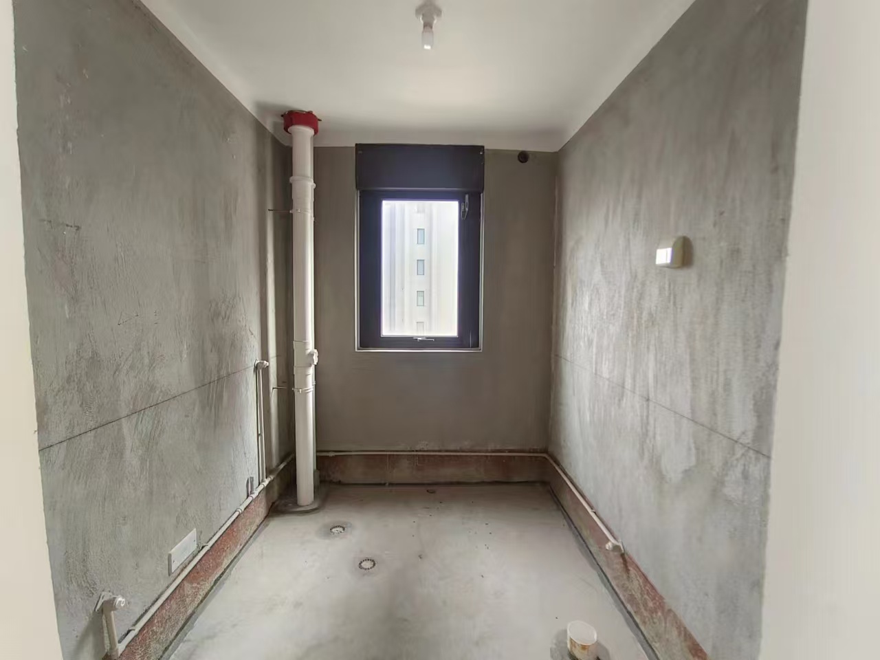 万濠山庄 3室2厅2卫 143m&sup2;