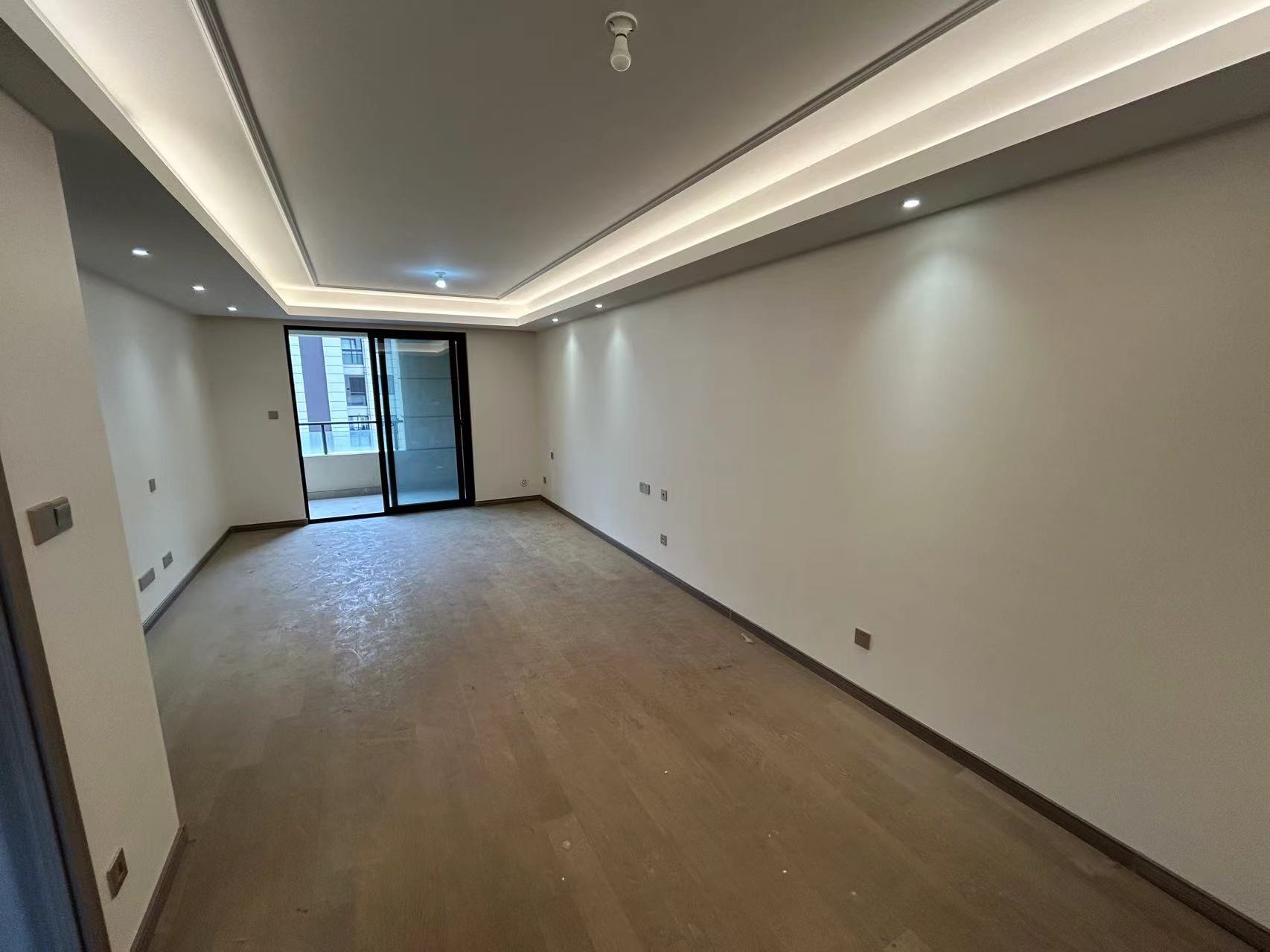 中创大都会 3室2厅2卫 114m&sup2;