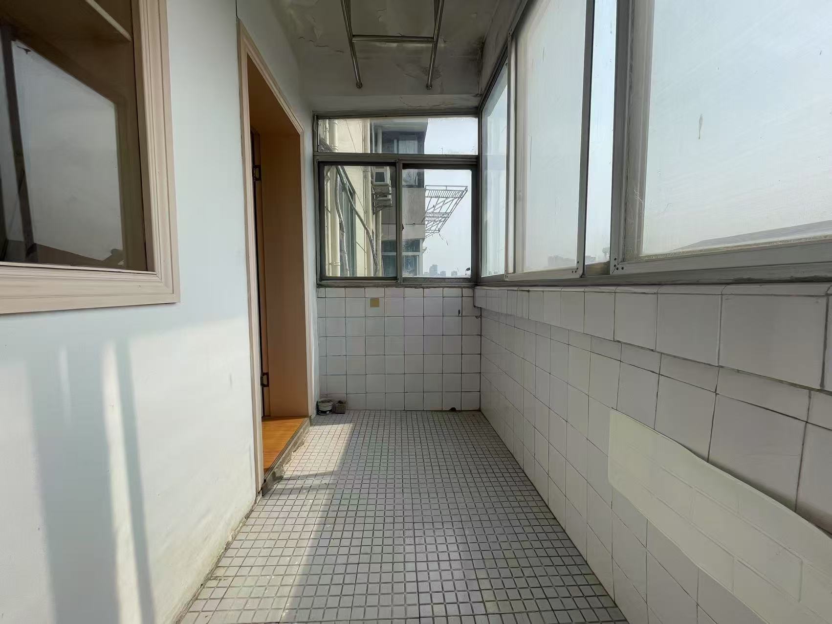 光明南村 3室1厅1卫 72.13m&sup2;