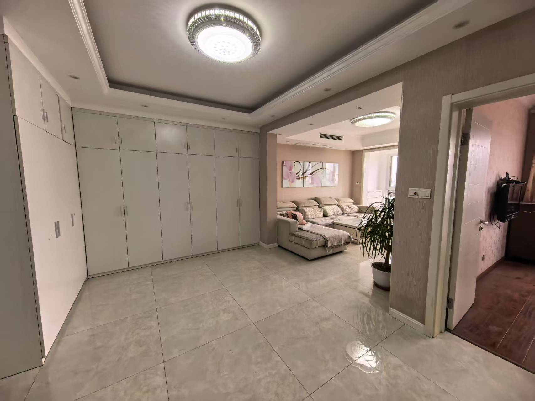 学士府 2室1厅1卫 73m²