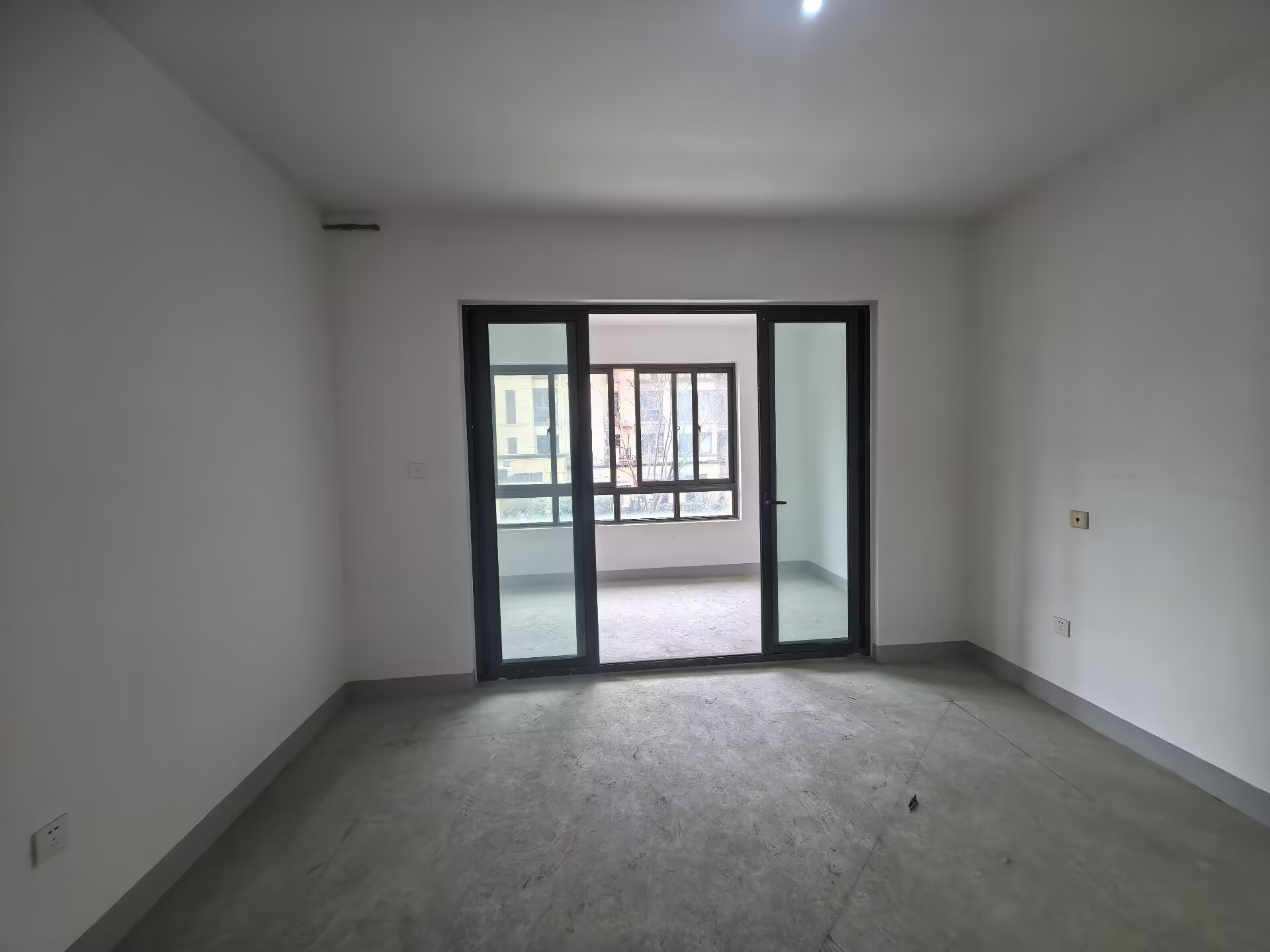 崇川星光域 4室3厅3卫 174.00m&sup2;
