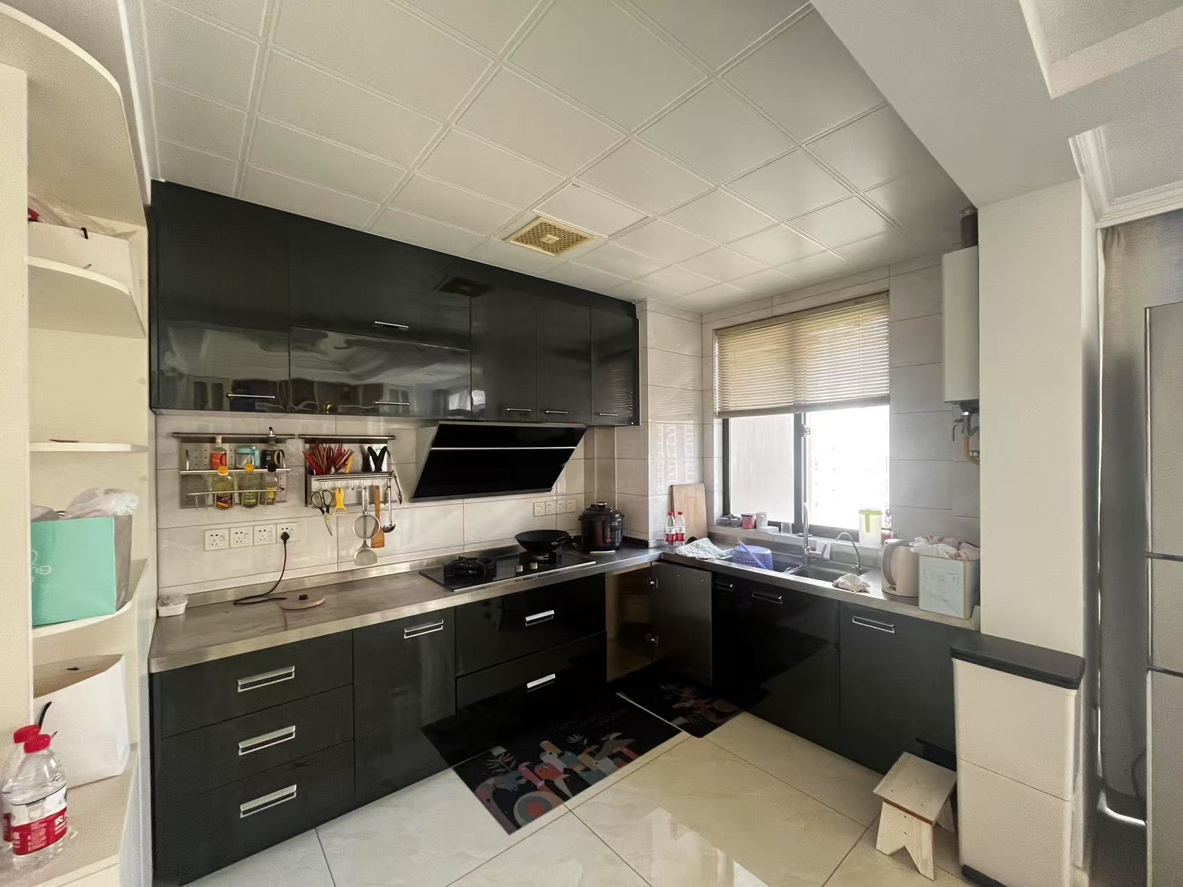 华强城二期 3室2厅1卫 109.72m&sup2;