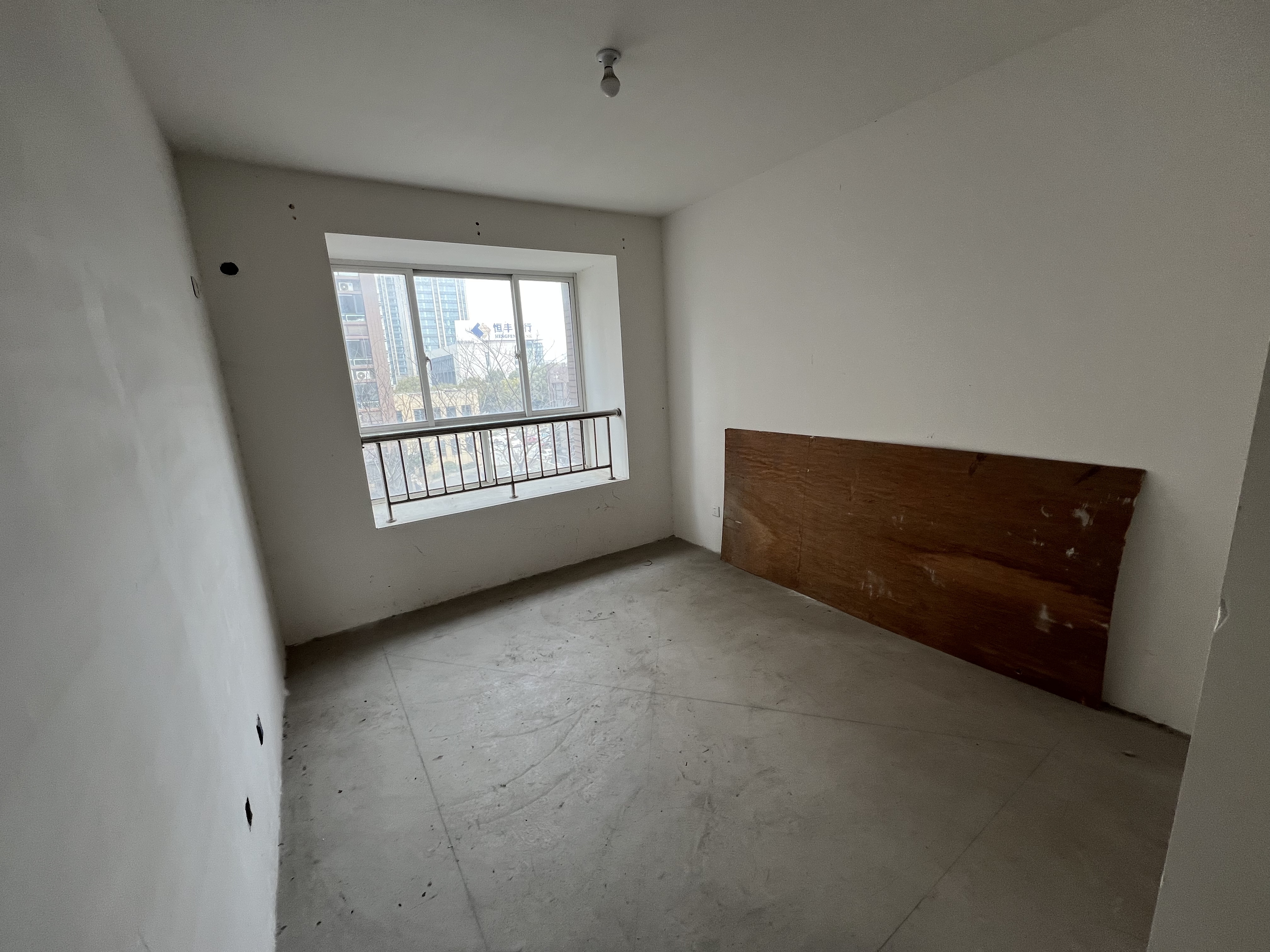 桂花小镇 3室2厅2卫 124.13m&sup2;