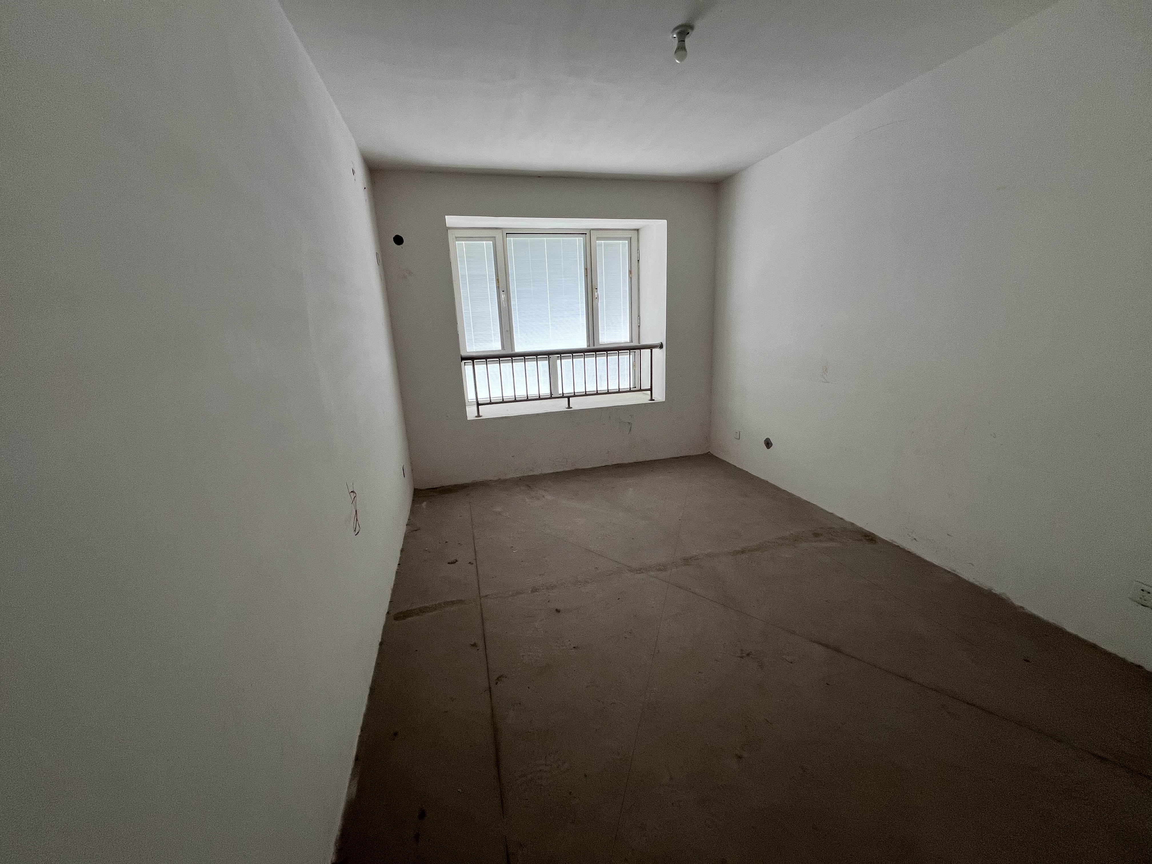 桂花小镇 3室2厅2卫 124.13m&sup2;