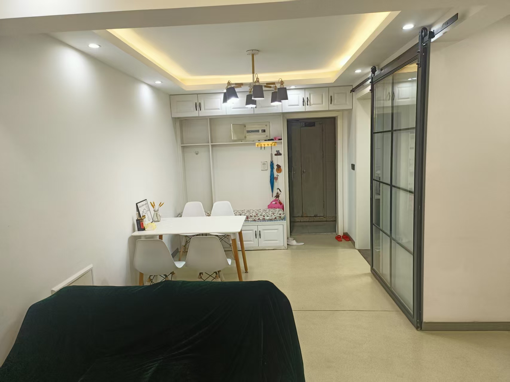 保利香槟国际 1室2厅1卫 79m&sup2;