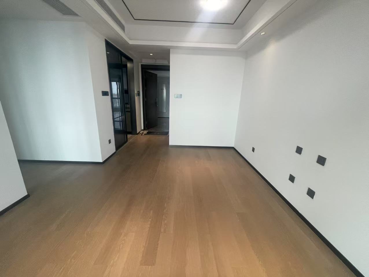 滨江道静园 3室2厅1卫 100.64m&sup2;