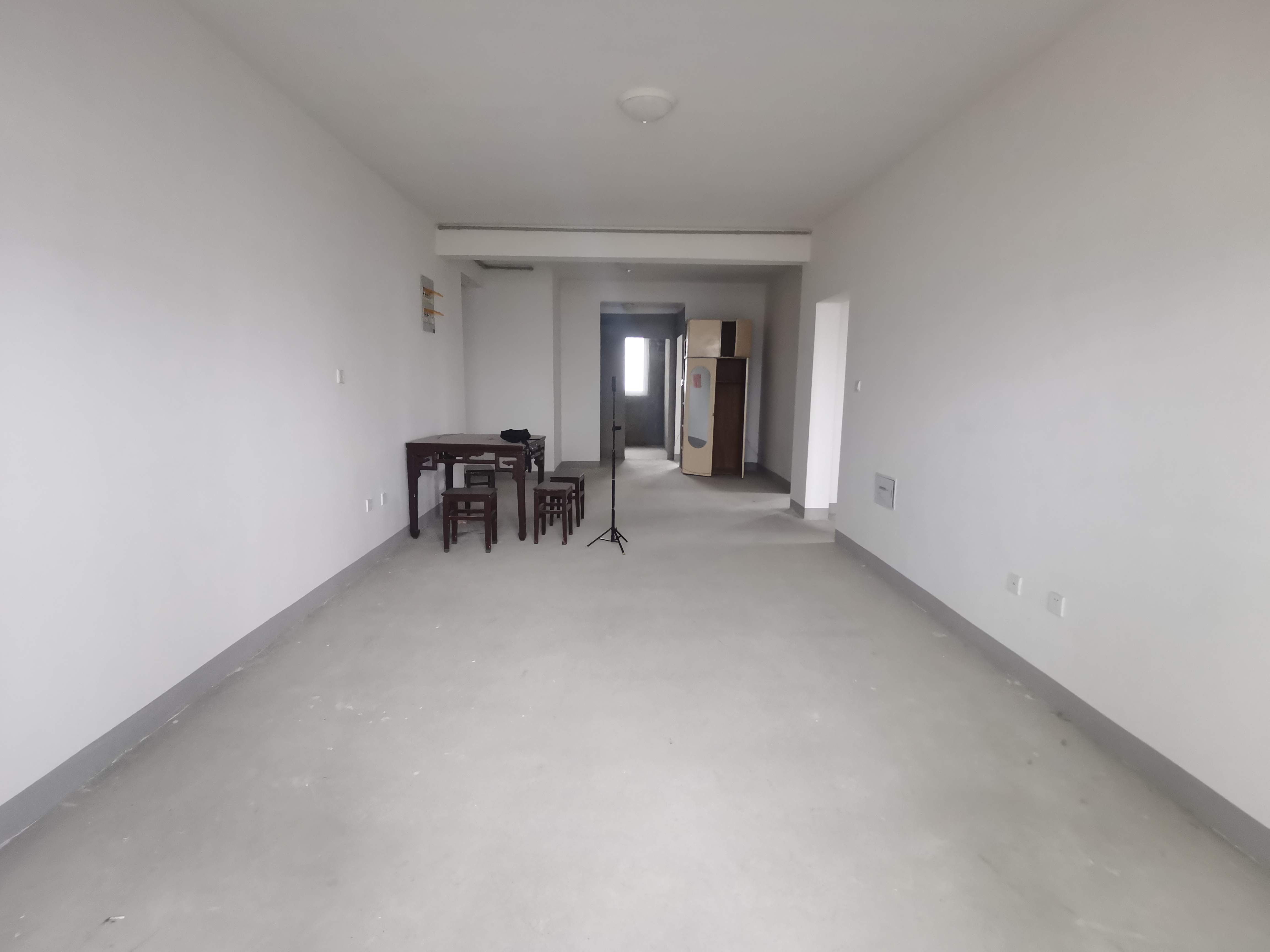 金韵华庭 3室2厅2卫 130m²