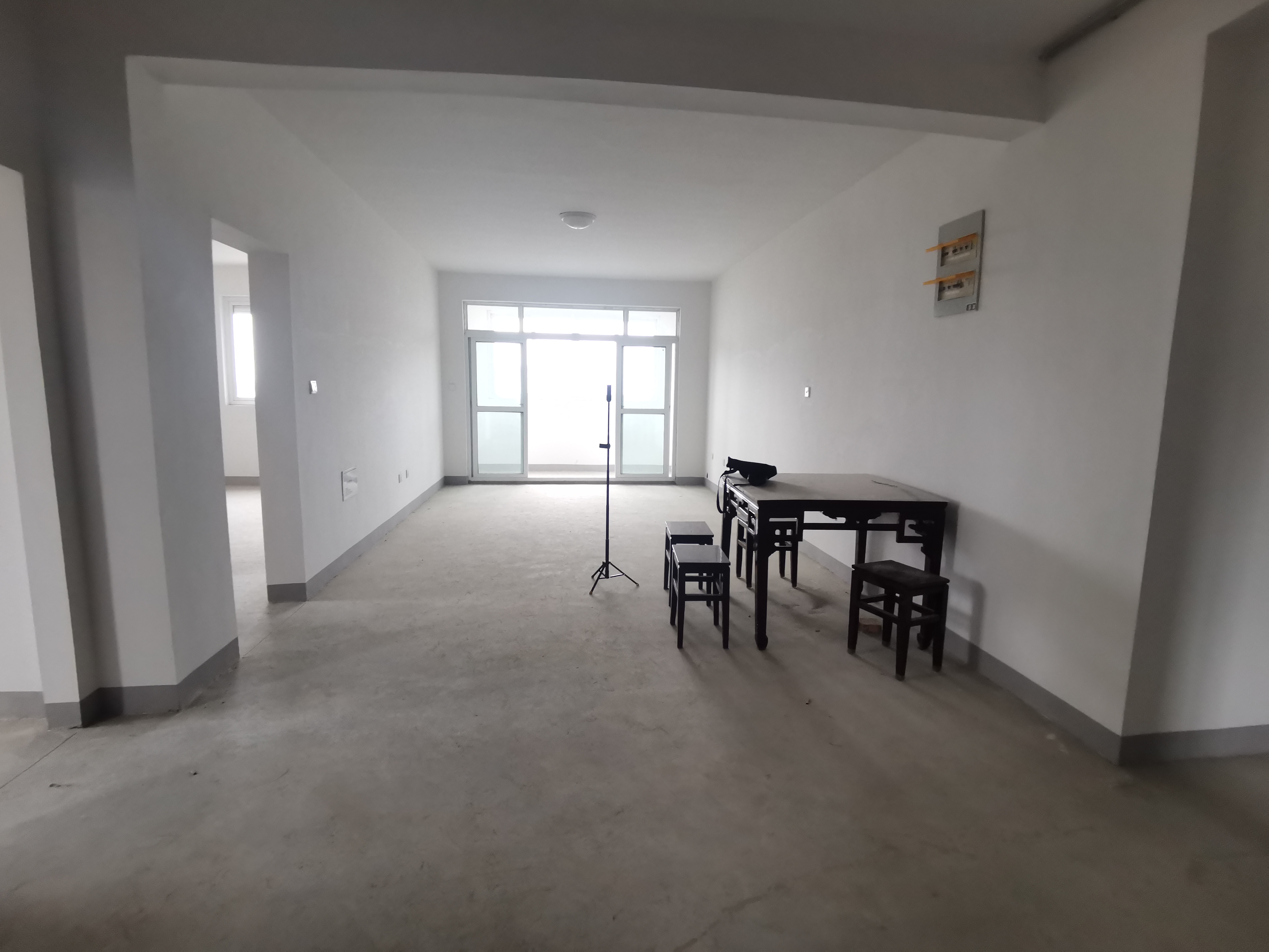 金韵华庭 3室2厅2卫 130m&sup2;