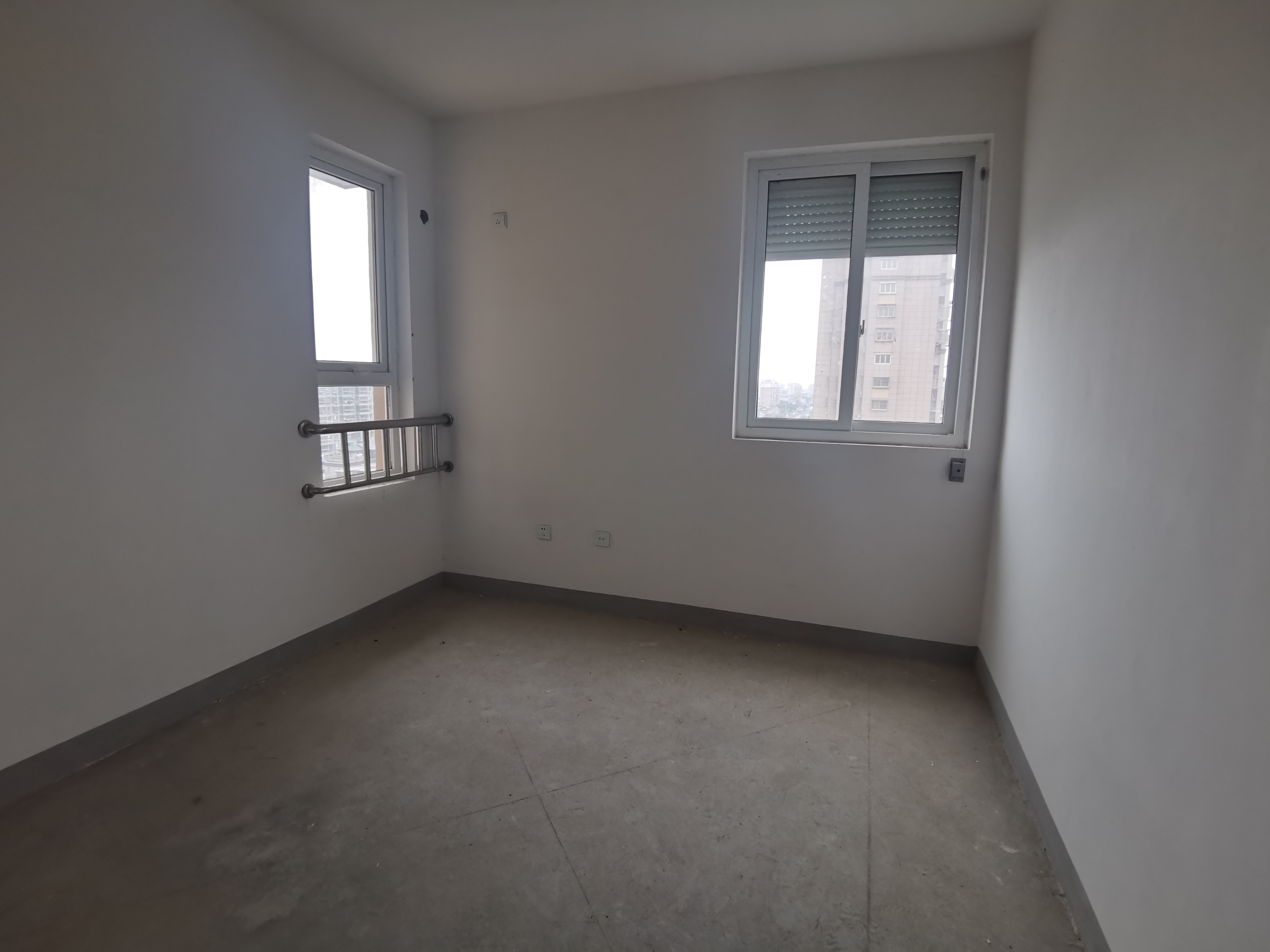 金韵华庭 3室2厅2卫 130m&sup2;
