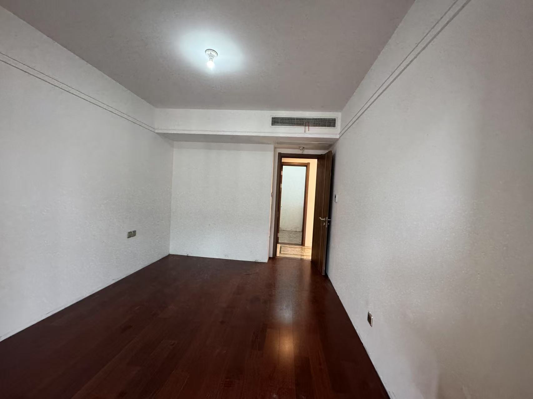 万科白鹭郡 3室2厅2卫 126.14m&sup2;