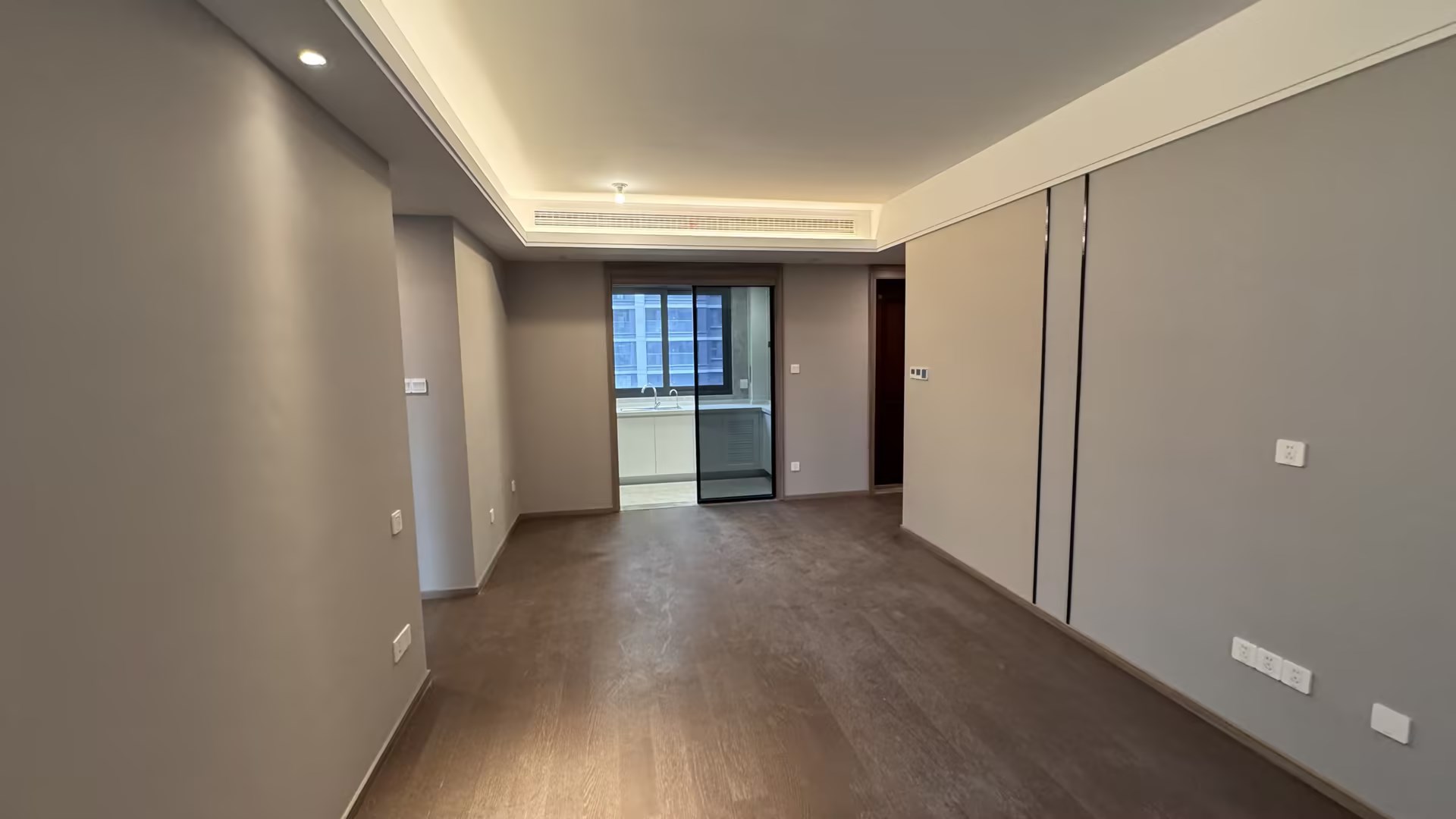 融创时代中心 3室2厅2卫 107.96m²